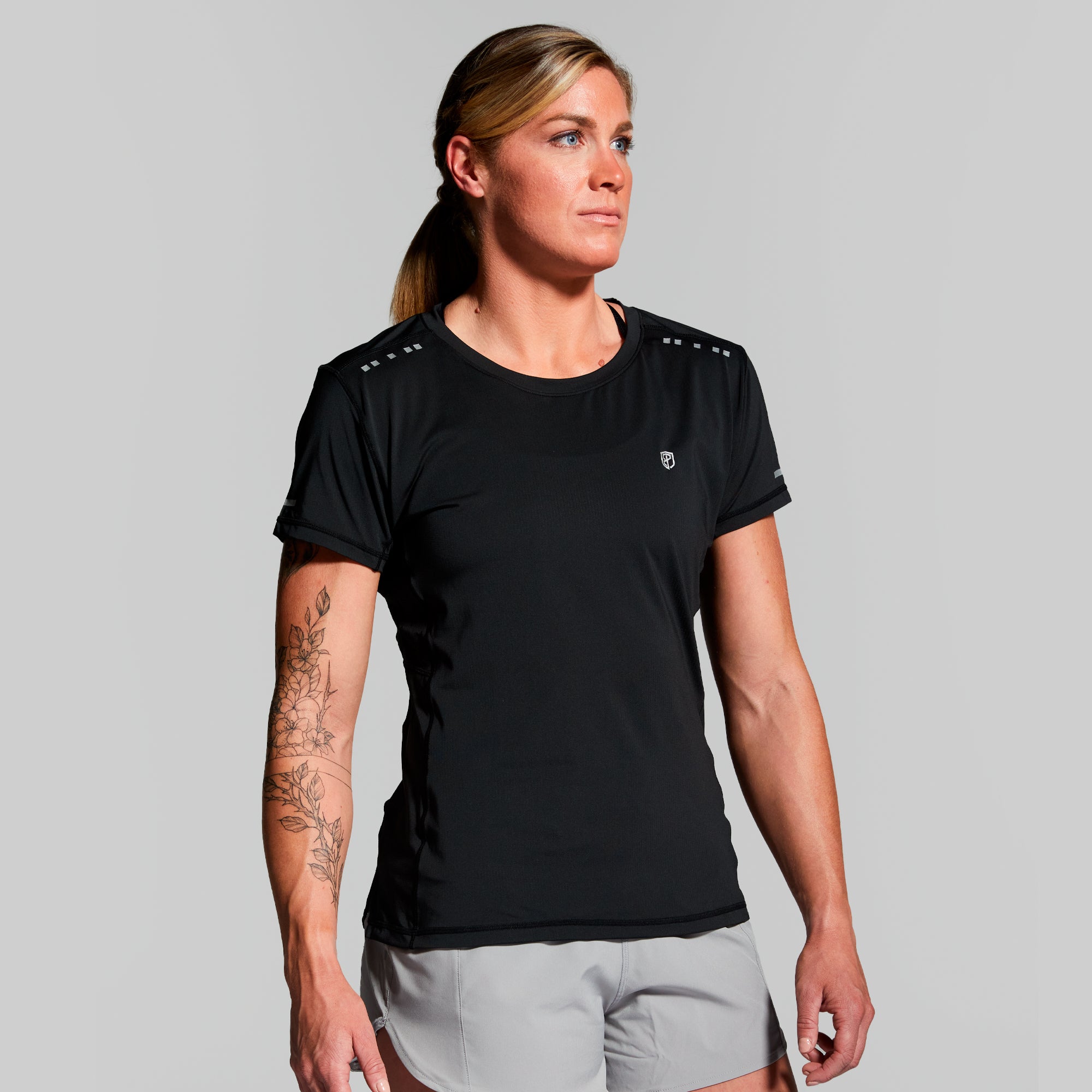 Women's Endurance Running Shirt - Breathable Moisture-Wicking Workout Top for Women (Black) | Perfect for Gym, Jogging & Outdoor Activities