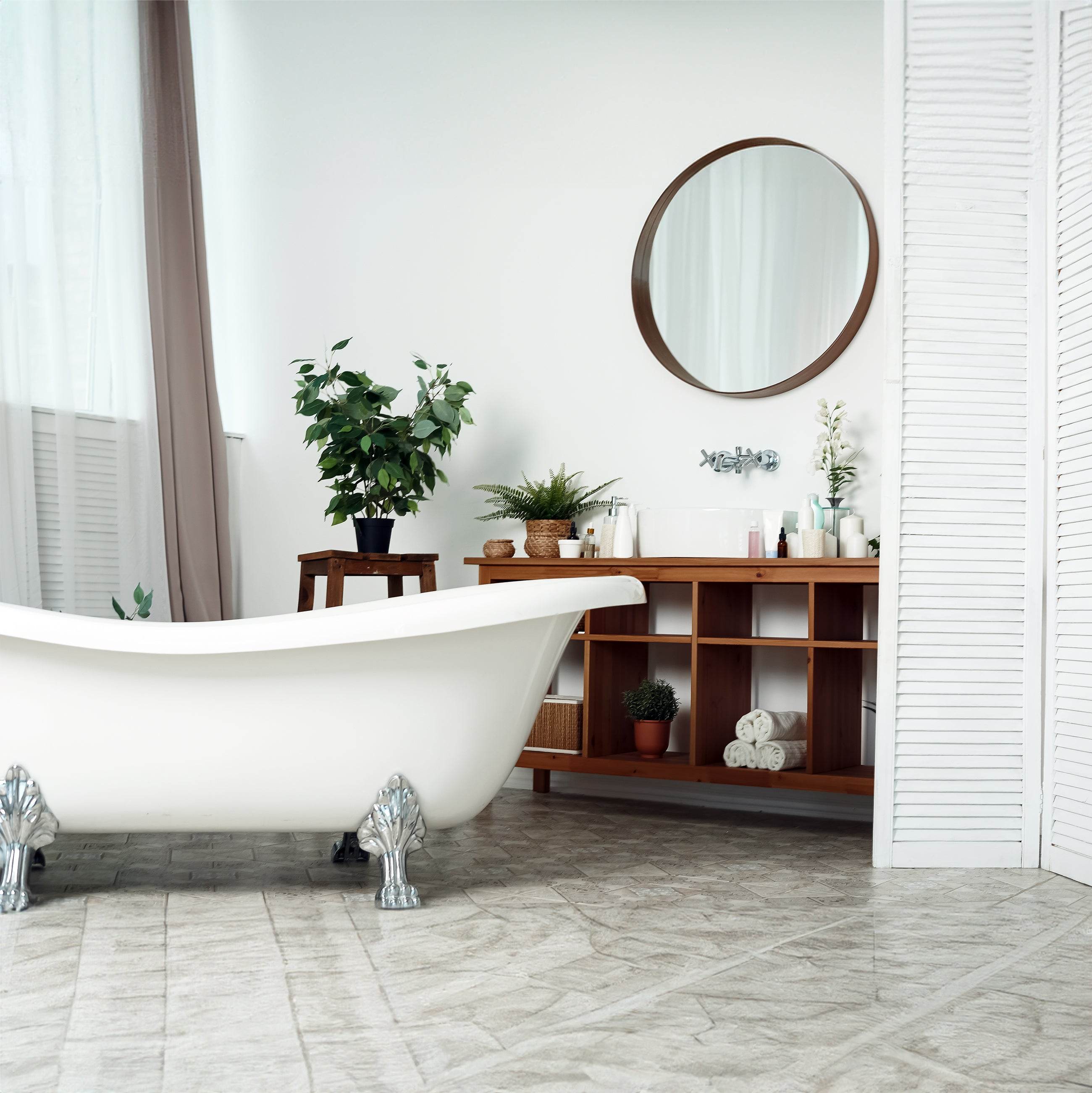 Dreamwerks 5.5 ft. Acrylic Claw Foot Oval Bathtub - Freestanding Soaking Tub for Luxury Bathroom & Spa Relaxation at Home