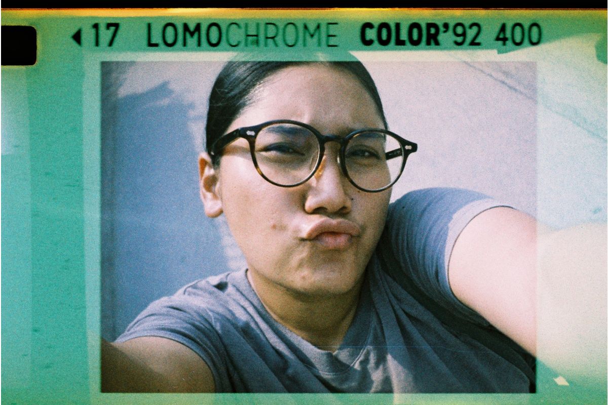 Lomography Lomomatic 110 Film Camera - Vintage Style Golden Gate Edition | Compact & Lightweight for Travel, Street Photography & Creative Shots