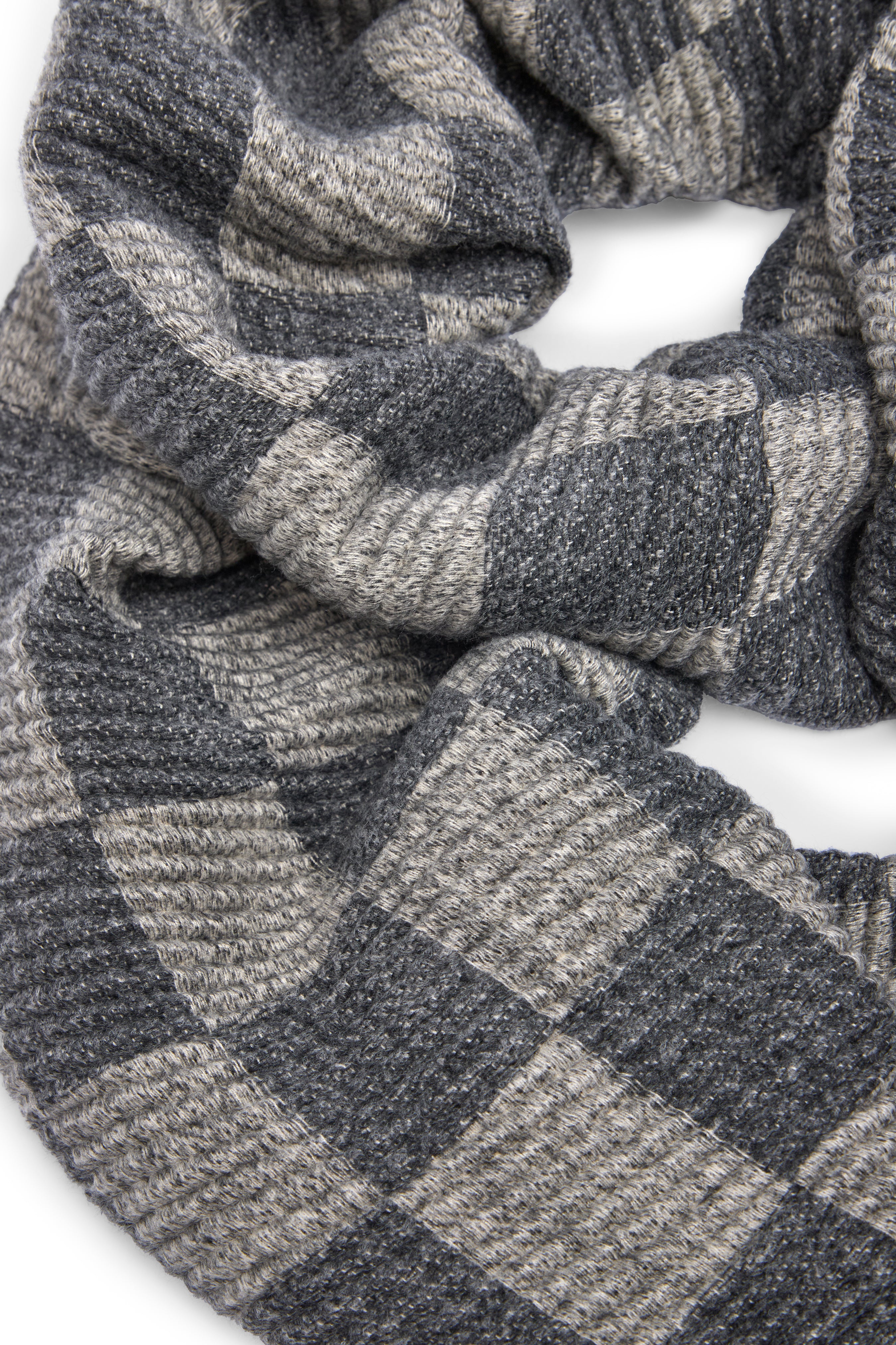 Crinkled Checkered Scarf - Soft Plaid Fashion Scarf for Women & Men - Perfect for Fall, Winter & Holiday Outfits