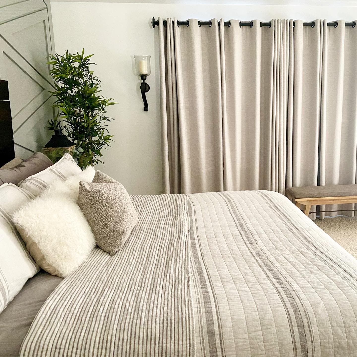 Farmhouse Stripe Reversible Cotton Quilt Set - King Size, Soft & Breathable Bedding for All Seasons - Perfect for Cozy Bedrooms, Guest Rooms & Vacation Homes