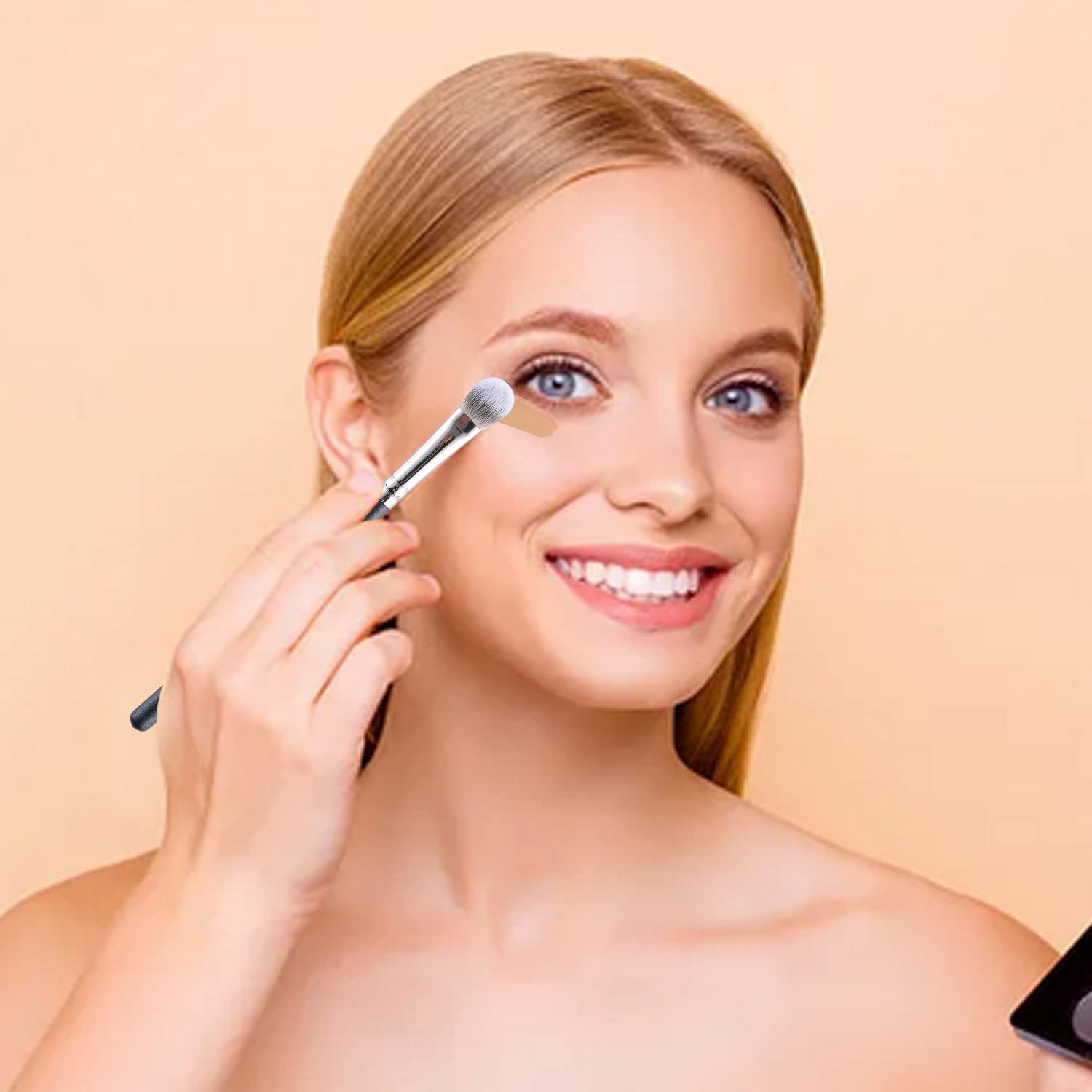 Flat Concealer Brush for Eye Cream & Powder - Dark Circle Cover - Makeup Blending Tool