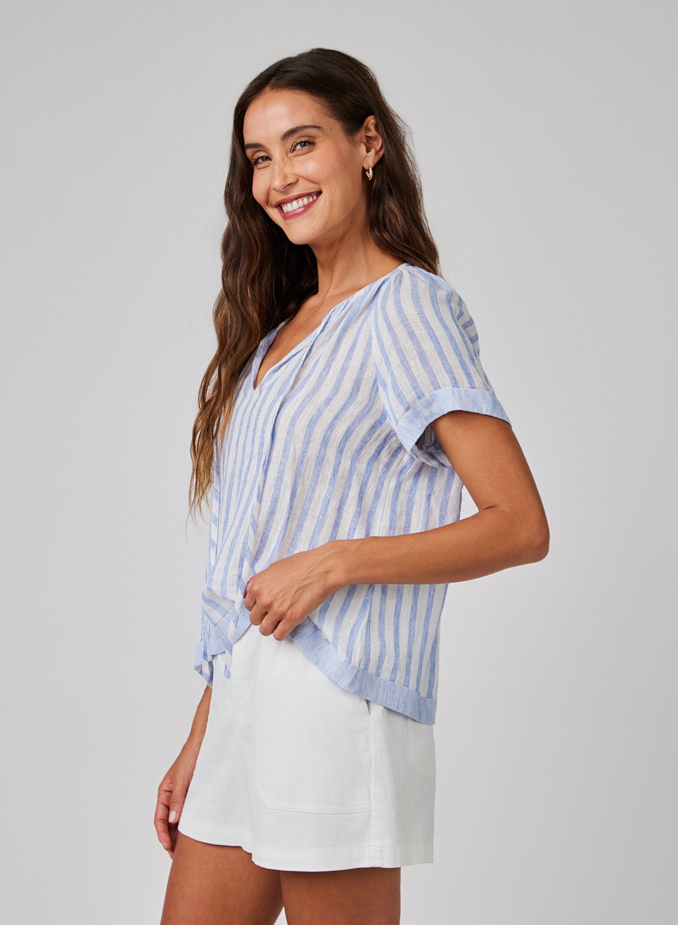 Women's Short Sleeve Flowy Raglan Top - Blue Sky Stripe Casual Blouse for Summer Outfits & Beach Wear
