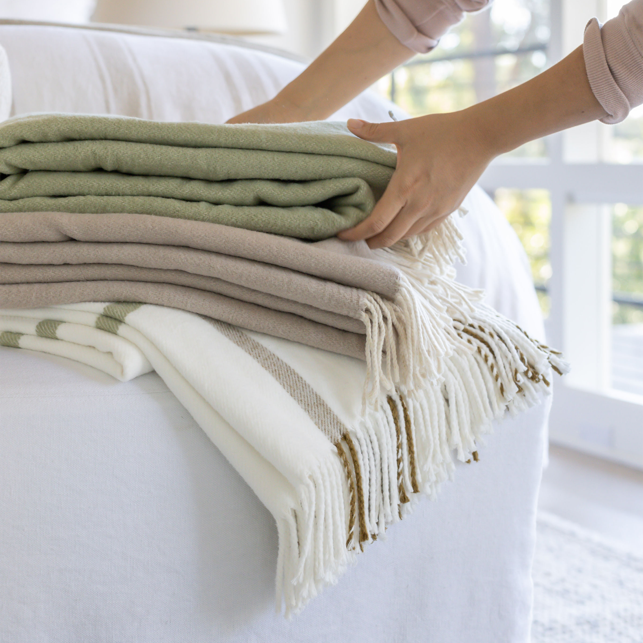 Copenhagen Throw Blanket - Soft & Cozy Knit Throw for Sofa, Bed, or Couch - Perfect for Home Decor, Gifts & Winter Warmth