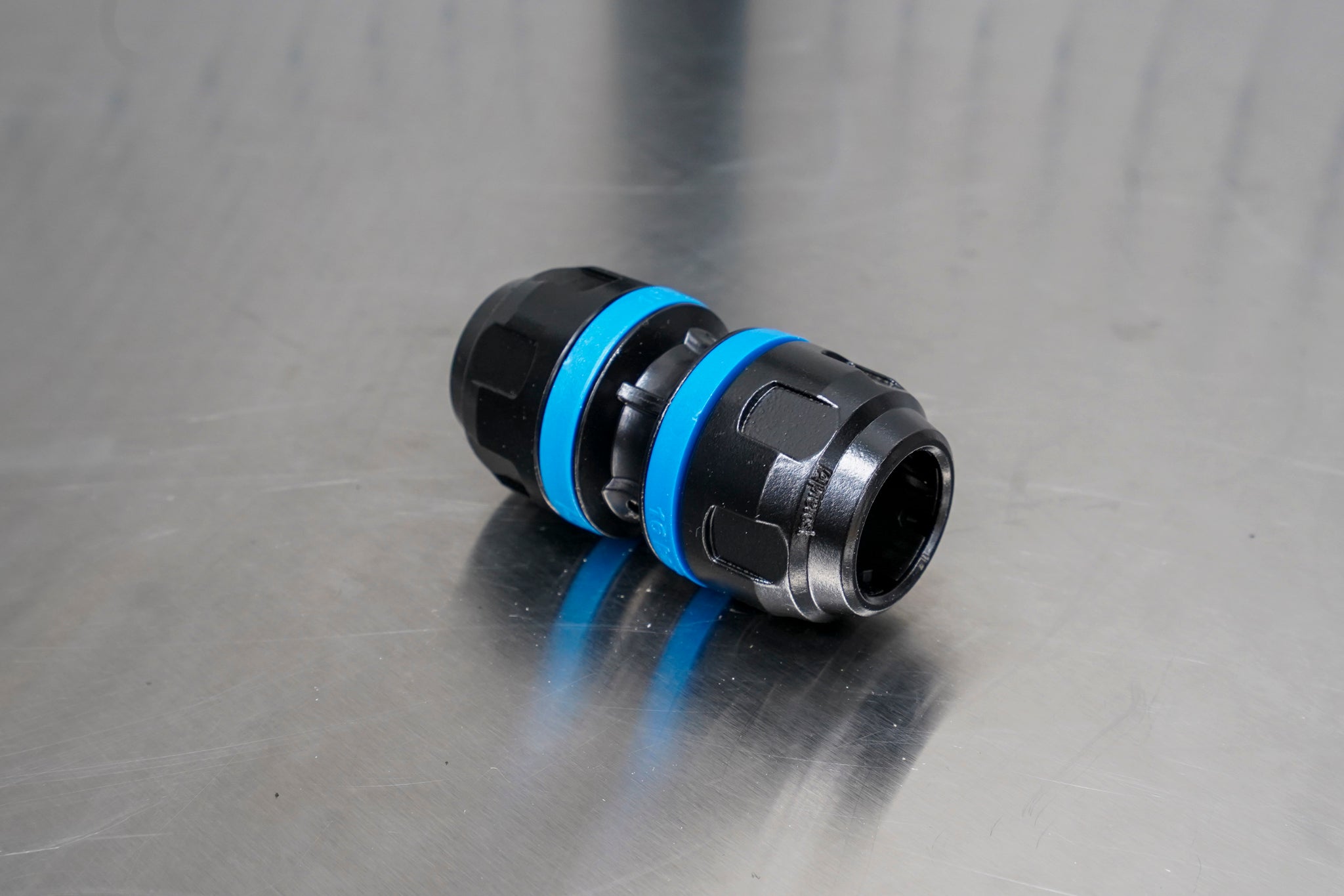 Prevost Female Sliding Union for 1 Pipe - High-Quality Pipe Fitting for Plumbing & Irrigation Systems - Perfect for Home, Garden, and DIY Projects