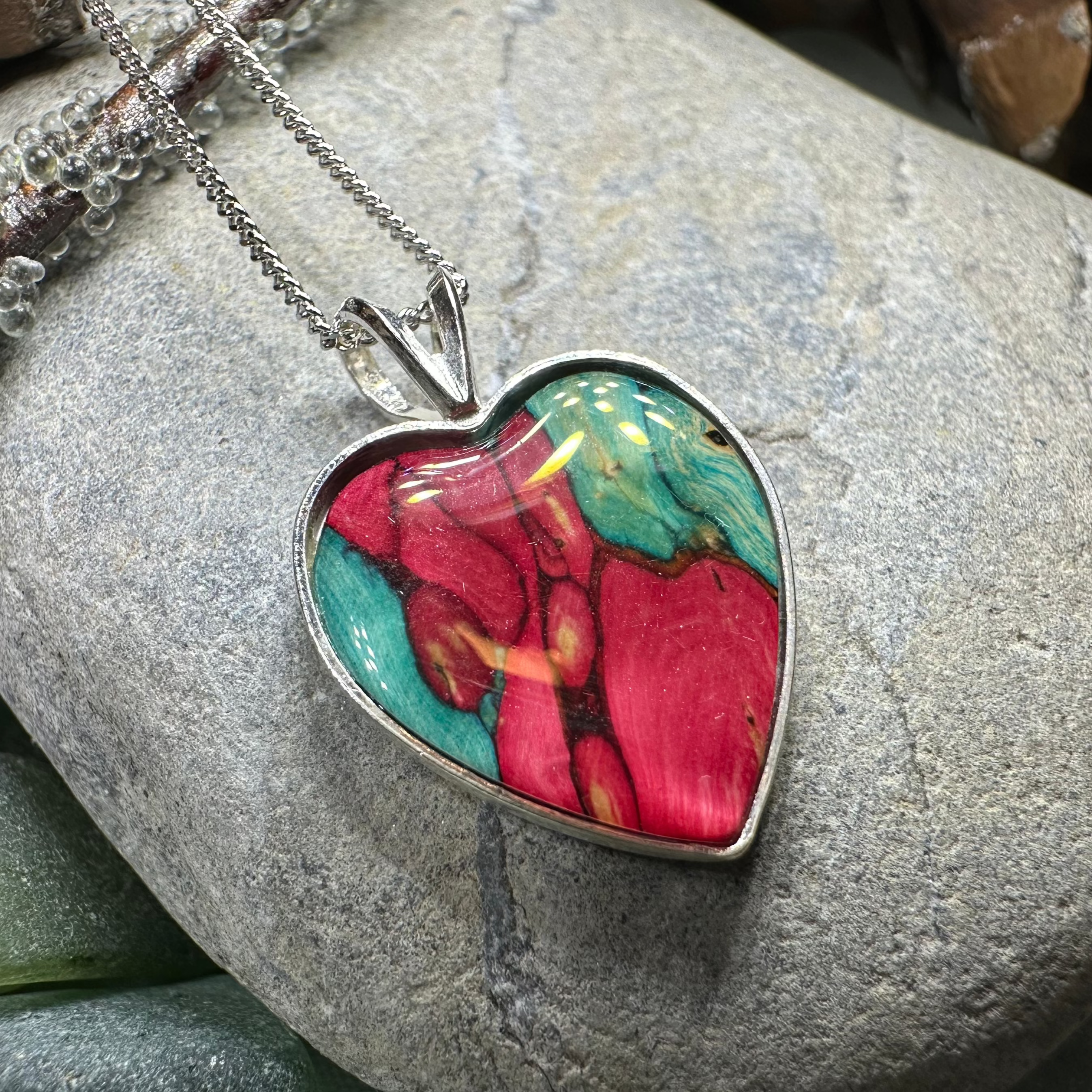 Heathergems Scottish Heart Necklace - Handmade Jewelry from Scotland - Perfect for Weddings, Anniversaries & Romantic Gifts