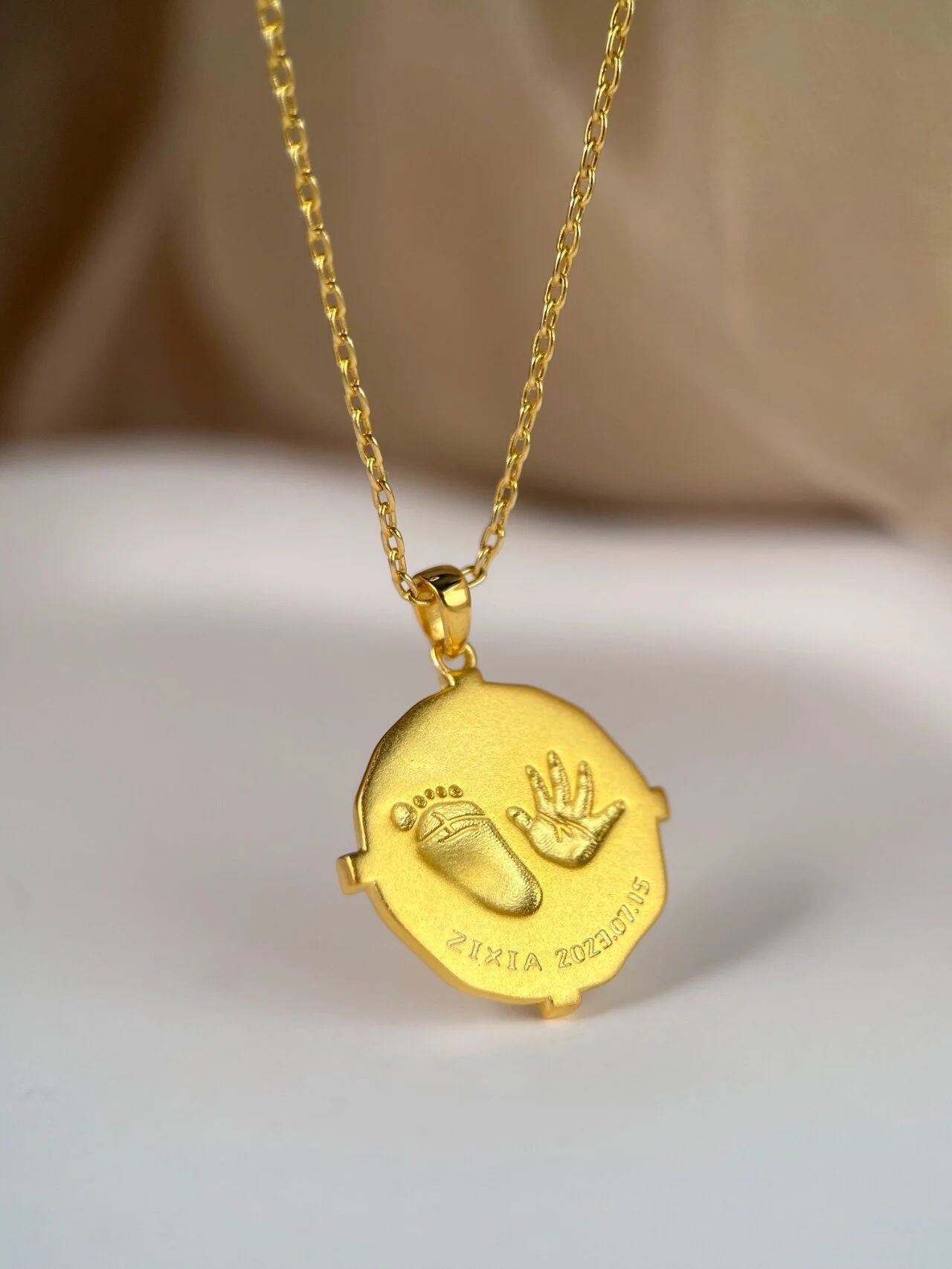 Solid Gold Baby Footprint Necklace - Personalized Keepsake Jewelry for Moms - Perfect for Mother's Day, Baby Showers & Newborn Gifts