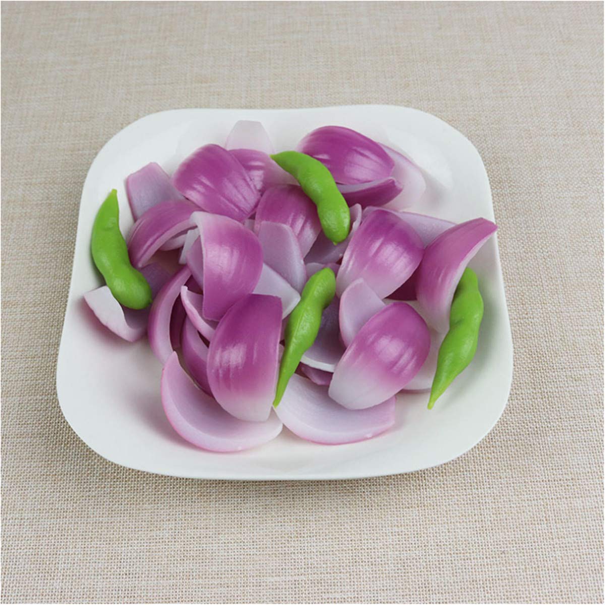 Zzooi Set of 8 Realistic Artificial Onions & Onion Flakes - High Simulation Food Display Props for Restaurant, Grocery Store & Home Kitchen Decor