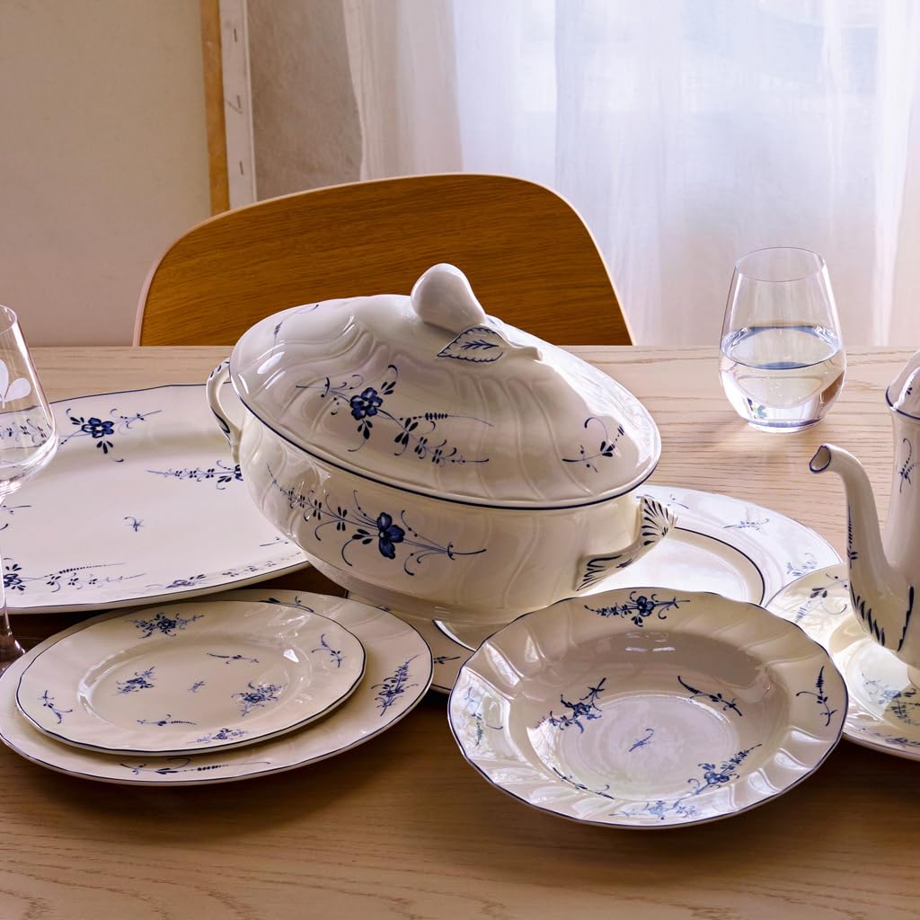 Villeroy & Boch Vieux Luxembourg Oval Soup Tureen - 92 oz White & Blue Premium Porcelain Serving Bowl - Elegant Dinnerware for Formal Dining, Holiday Entertaining & Restaurant Use