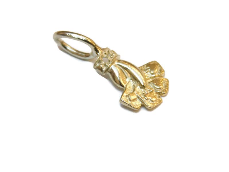 14K Yellow Gold Hand with 4 Cards Charm Pendant - Elegant Jewelry for Poker Lovers, Casino Night & Good Luck Gift
