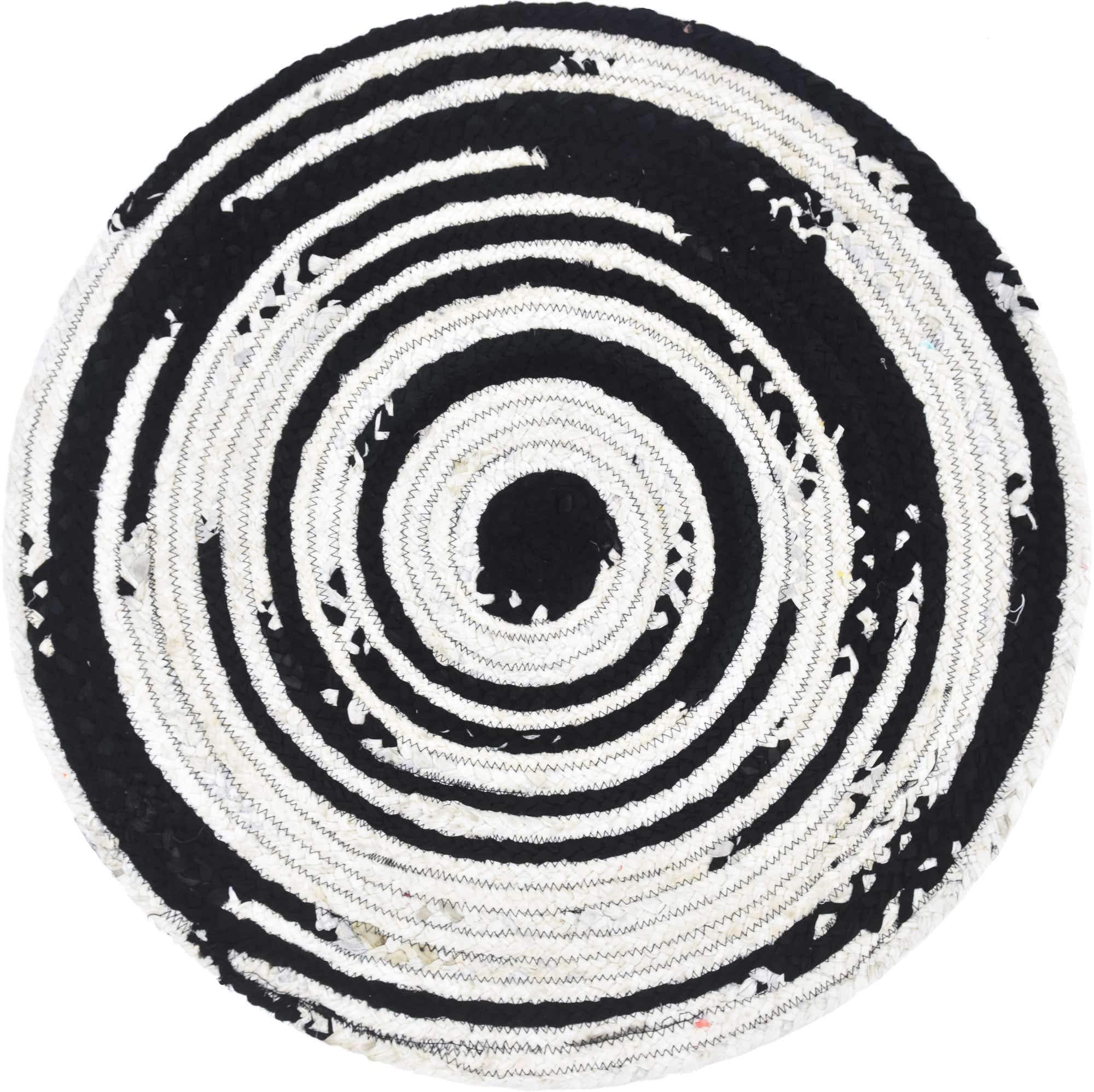 Unique Loom Braided Chindi Collection Casual Modern Black Round Rug (3' 3 x 3' 3) - Stylish Boho Home Decor for Living Room, Bedroom & Office