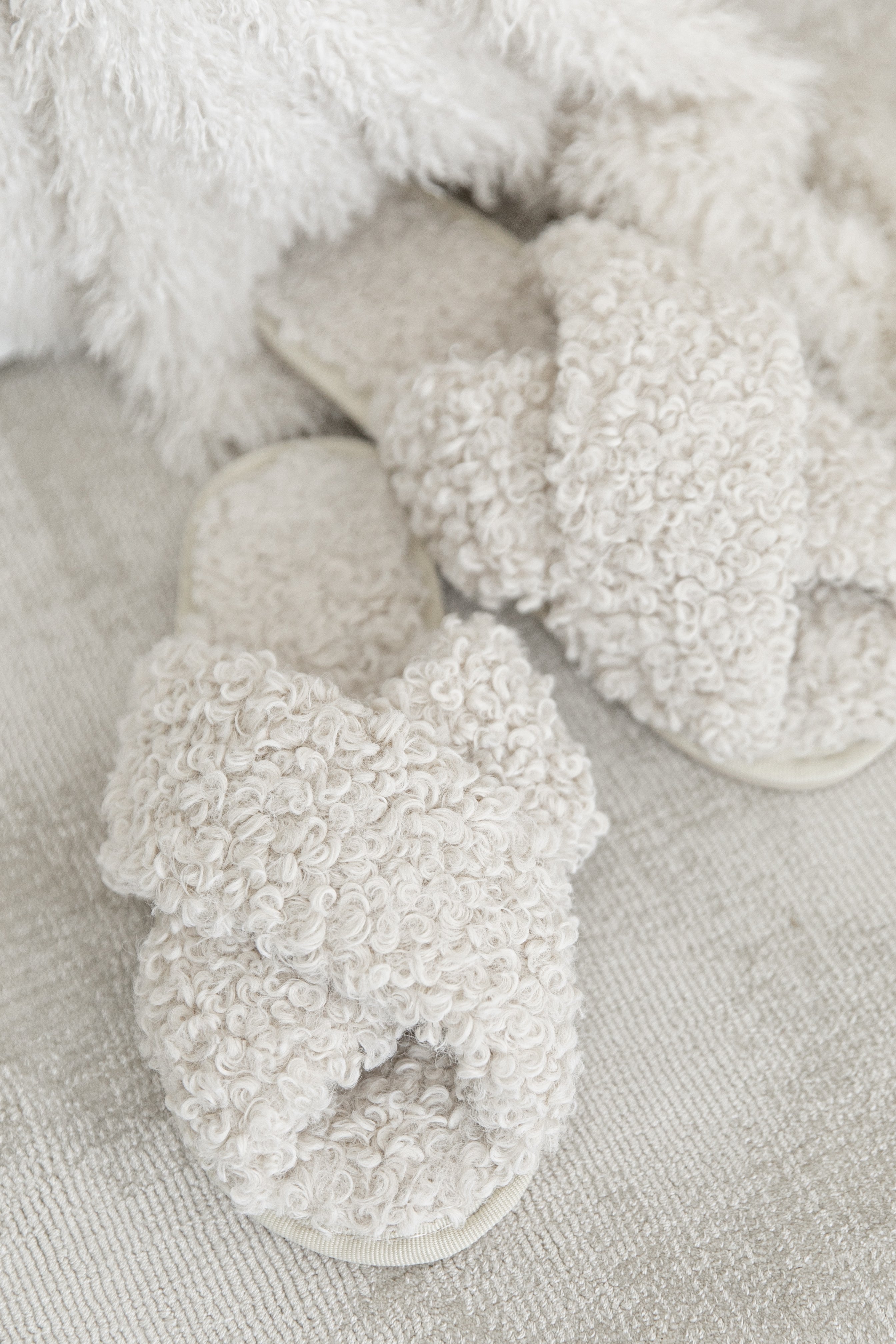 Charlotte Shearling Slippers for Women - Cozy Beige Indoor/Outdoor House Shoes - Perfect for Winter, Lounge & Home Comfort