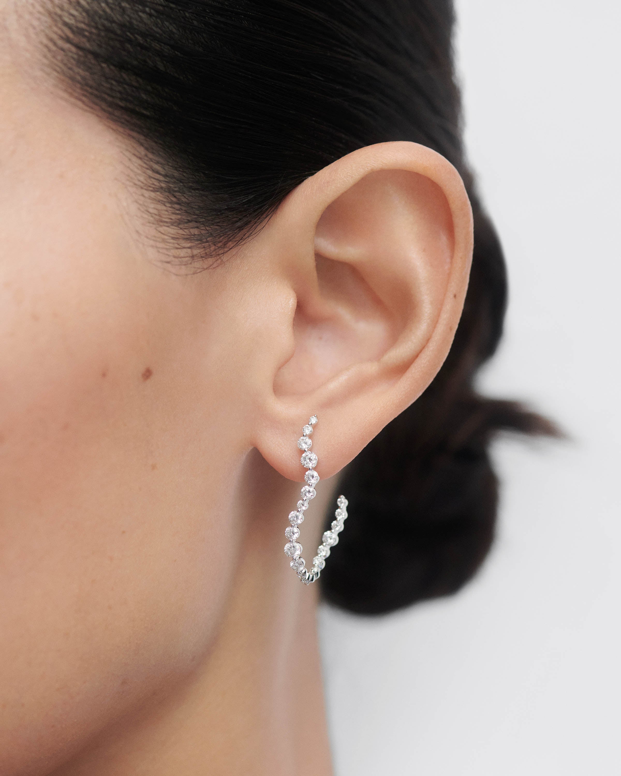 14K White Gold Diamond Hoop Earrings for Women - Elegant Venus Design for Everyday Wear & Special Occasions