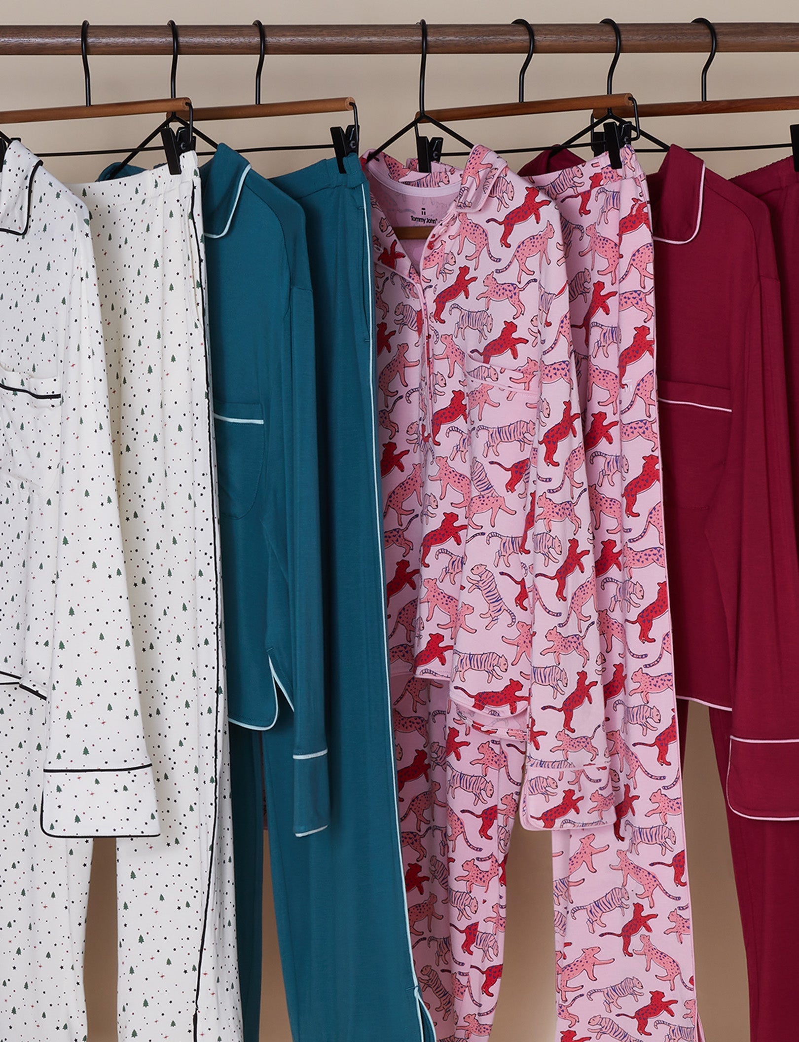 Cozy Women's Long Sleeve Pajama Set - Soft Pullover Sleepwear Top & Lounge Pants for Relaxing at Home, Sleeping, and Comfortable Nightwear