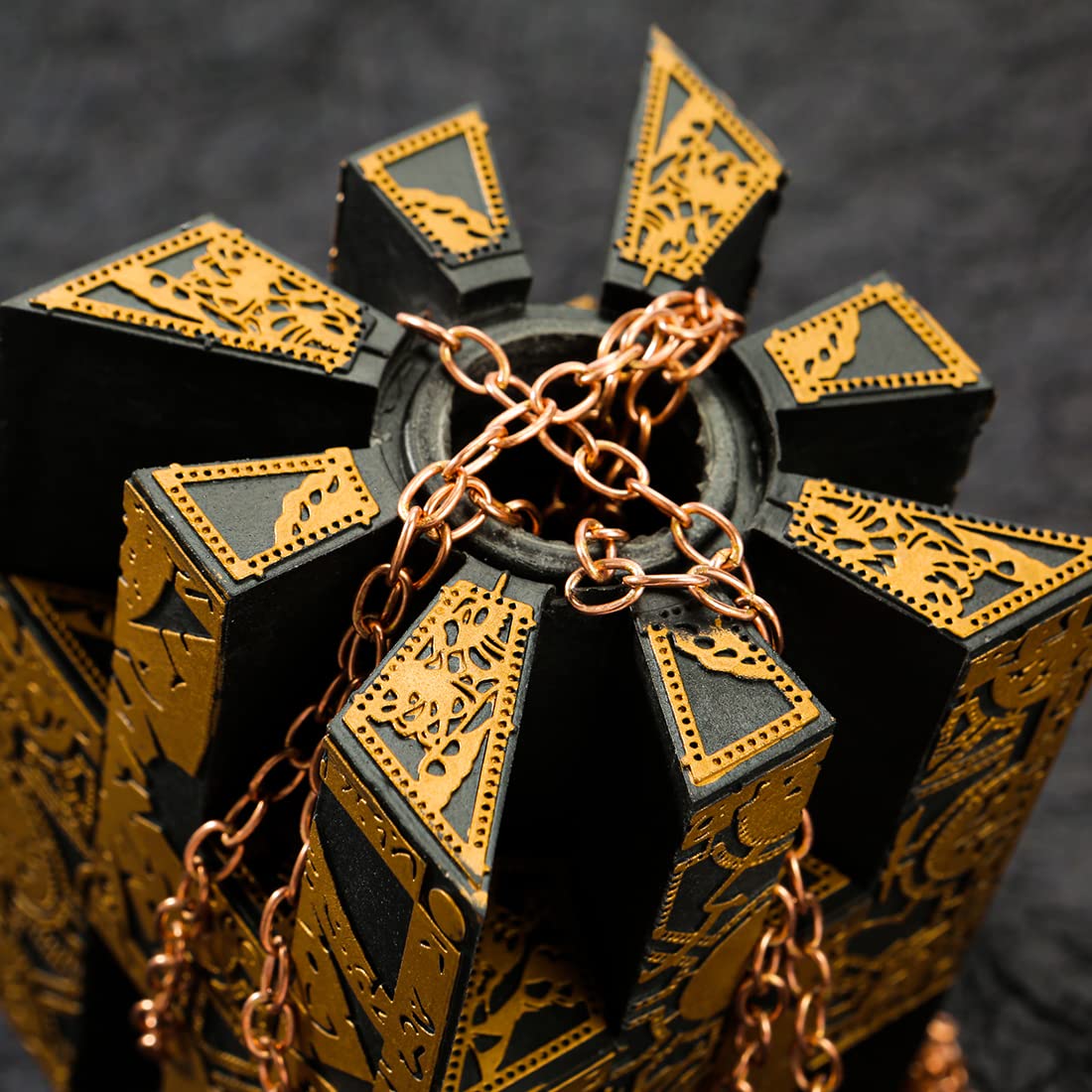 Hellraiser Puzzle Box - Detachable Deformation with Chains & Base, Lament Configuration Horror Movie Prop - Full Functional Puzzle Box for Collectors, Model Decoration & Cosplay Scenes