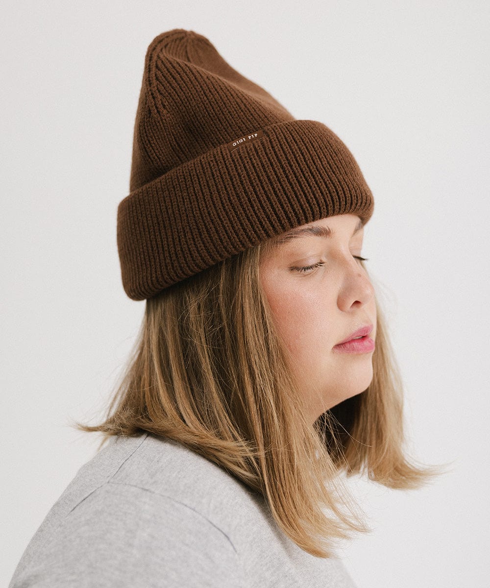 Lou Oversized Knit Beanie - Soft Chunky Winter Hat for Women & Men - Perfect for Cold Weather, Outdoor Activities & Fashion Accessory