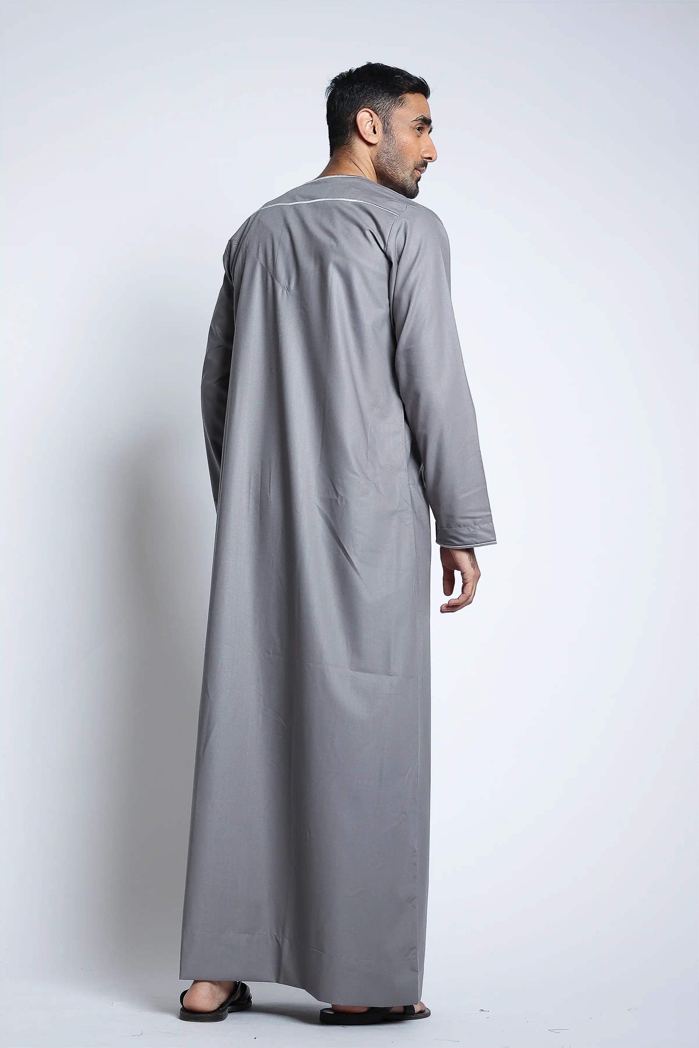 Premium J143 C1 Grey Habeel Thobe for Men - Traditional Islamic Robe - Comfortable & Stylish Eid Outfit - Perfect for Prayer, Mosque & Special Occasions