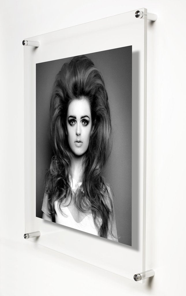 Premium Double Panel Acrylic Floating Picture Frames - Modern Silver Display for Art, Photos & Memorabilia - Perfect for Home Decor, Gallery Walls & Office Displays