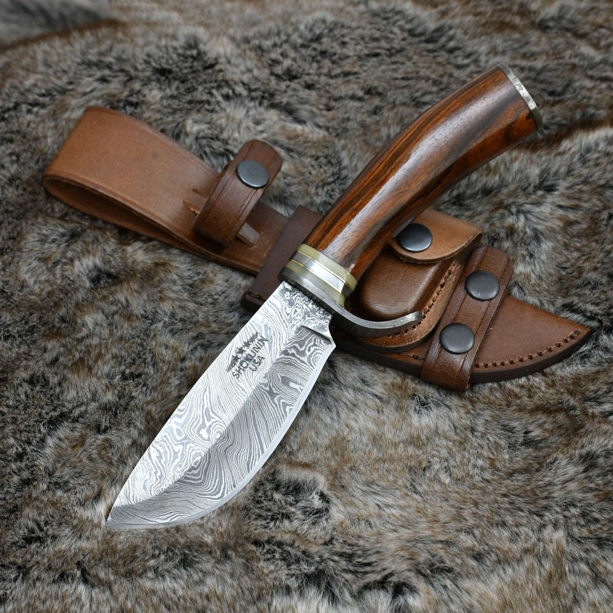 Premium Damascus Steel Hunting Knife with Exotic Rosewood Handle - Outdoor Survival, Camping & Bushcraft Essential Tool