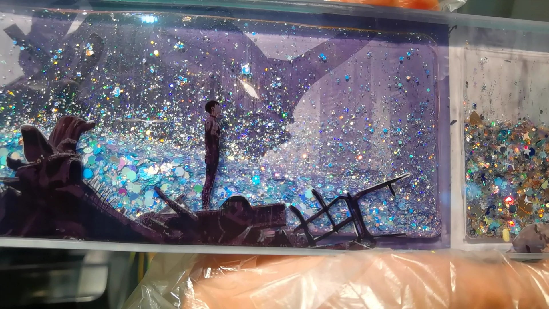 Custom Handmade Resin Keyboard Wrist Rest - Anime Inspired (Eren Jaeger, Shinji Ikari) - Ergonomic Support for Mechanical Keyboards - Perfect for Gaming & Office Work
