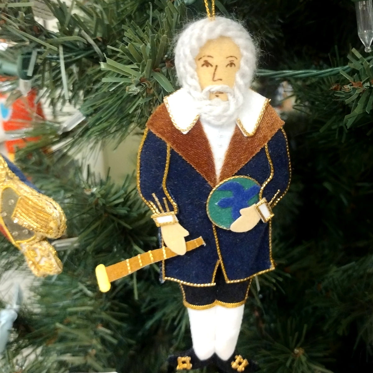 Galileo Galilei Figurine - Collectible Scientist Statue for Home Decor, Office Display & Astronomy Enthusiasts | Perfect Gift for Science Lovers & History Buffs