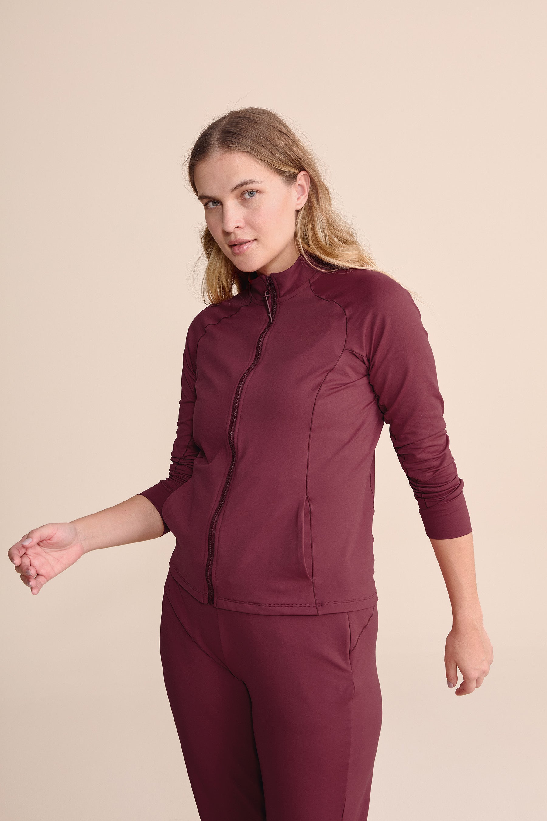 Sinuosa Fleece Jacket for Women - Soft & Warm Winter Outerwear - Cozy Casual Wear for Hiking, Camping & Outdoor Activities