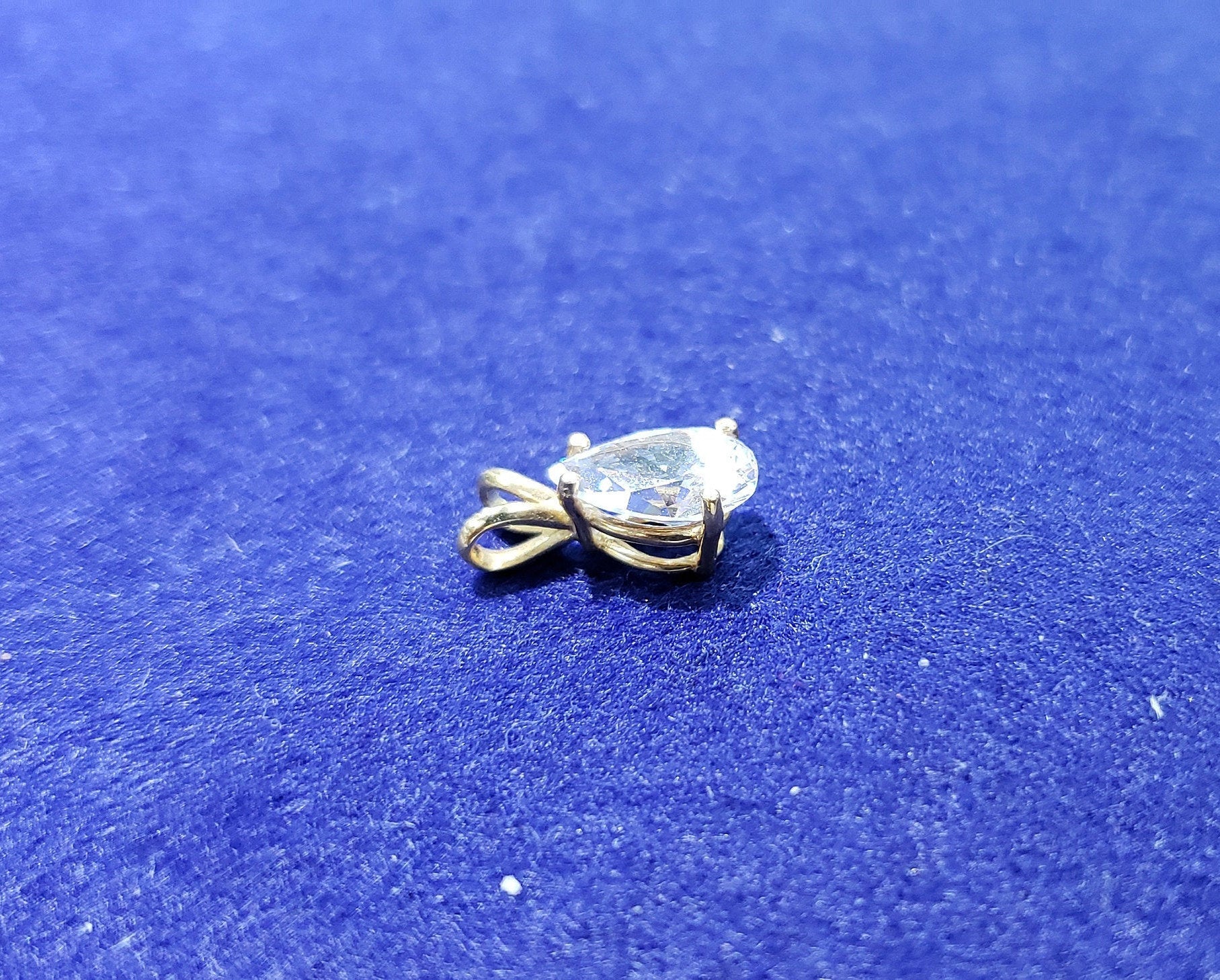9MM Cubic Zirconia CZ Pear Shaped Necklace - Elegant Dainty Pendant Jewelry for Women, Perfect for Weddings, Anniversaries & Special Occasions