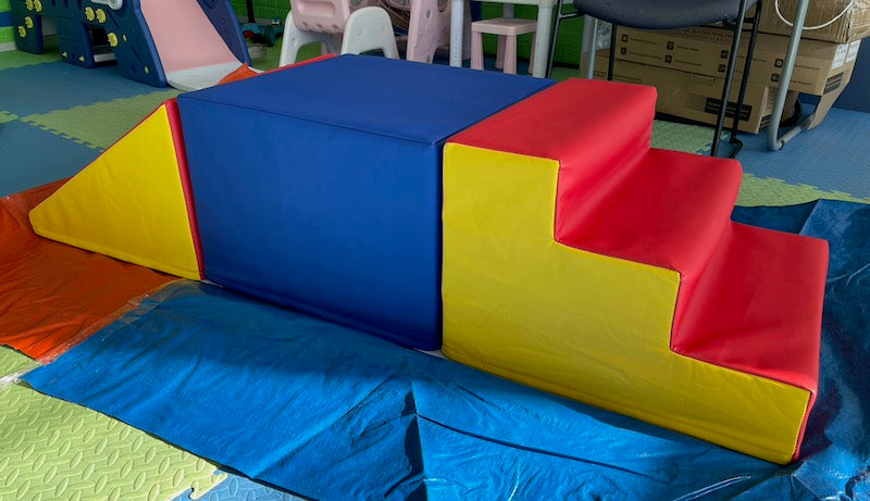 Soft Play Stairs & Ramp Set for Toddlers - Safe Climbing Platform with Non-Slip Surface - Perfect for Indoor Playrooms, Daycares, and Home Play Areas