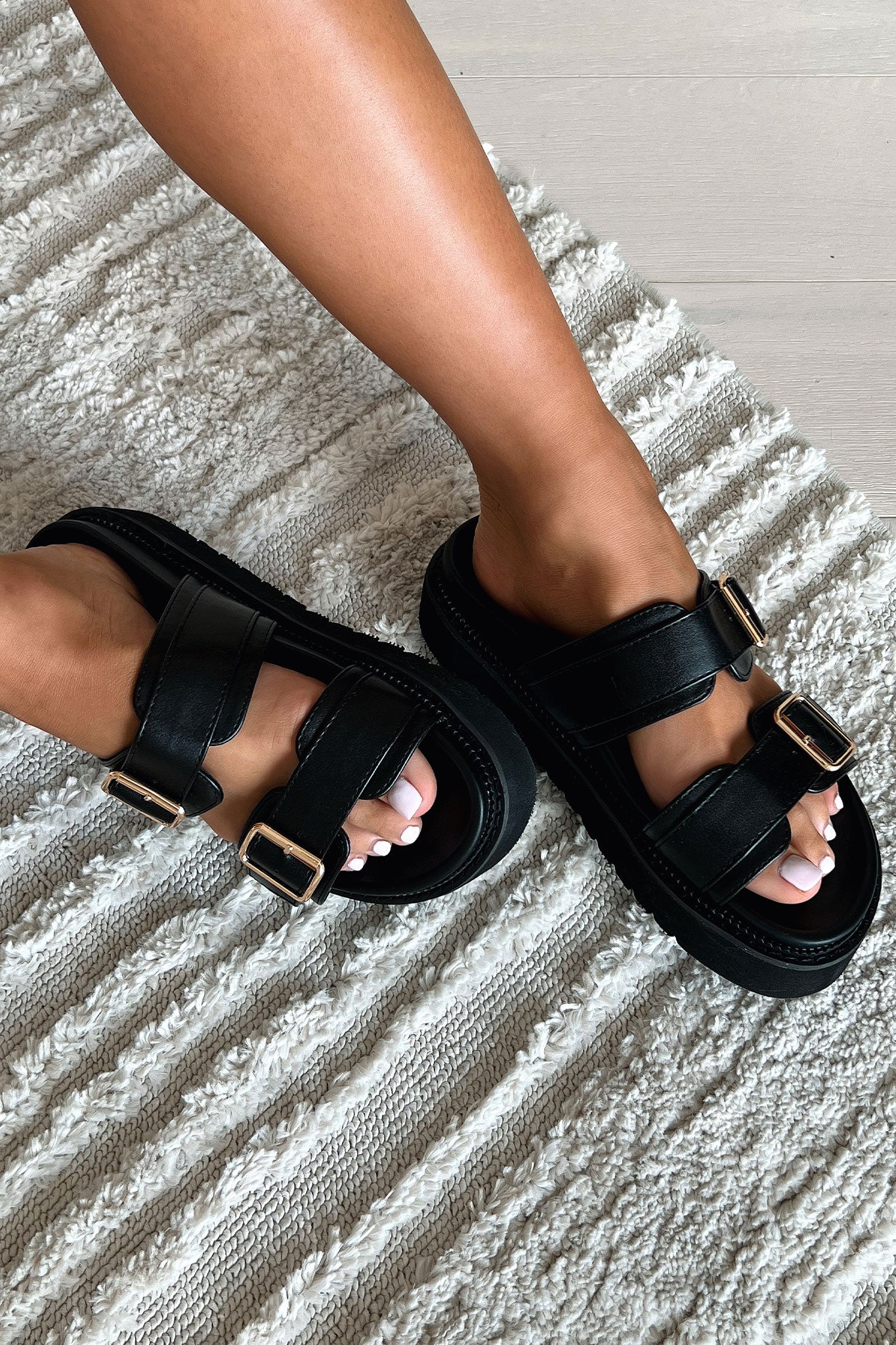 Black Capri Sandals for Women - Comfortable Summer Beach Walking Shoes | Perfect for Vacation, Poolside, and Casual Outings