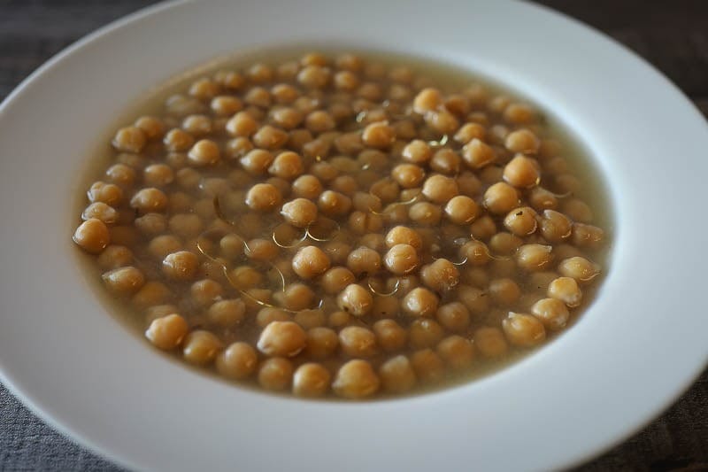 Rancho Gordo Ceci Piccoli Beans 1 lb | Premium Italian Chickpeas for Soups, Salads & Hummus | Organic Legumes for Healthy Cooking