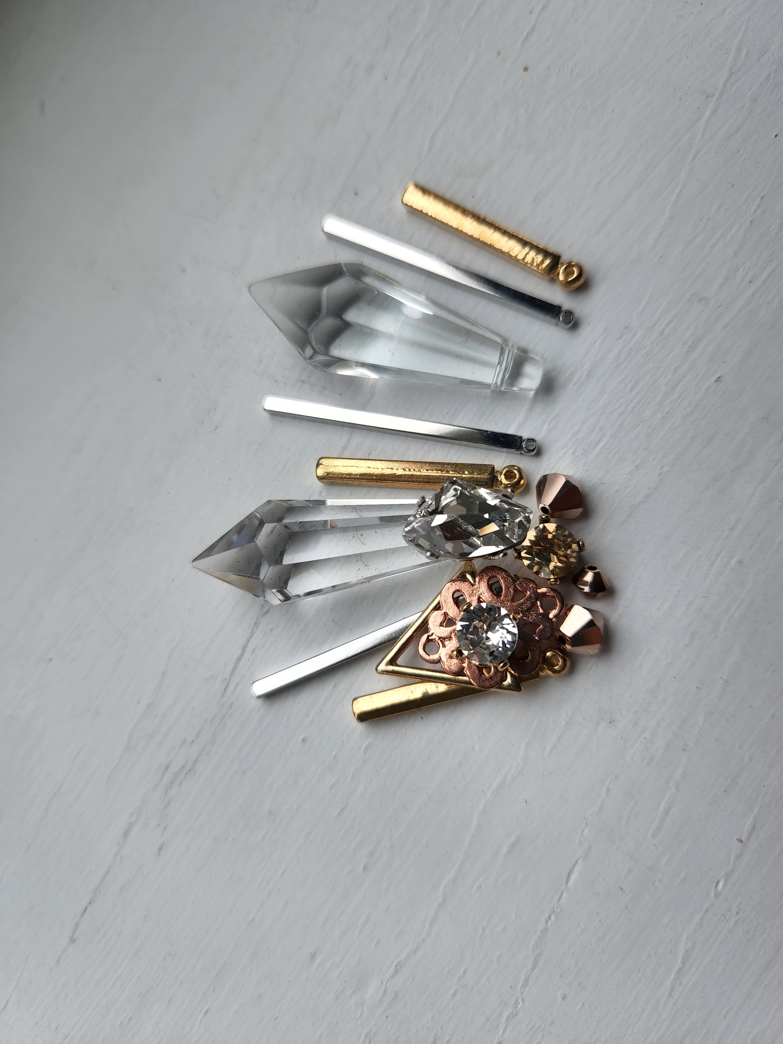 Elegant Bridal Crystal Spike Crown in Rose Gold & Gold - Courtney by Kezani | Perfect for Weddings, Prom & Special Occasions