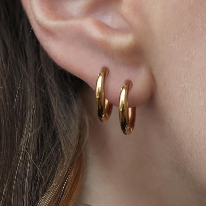 VITA Gold Hinge Huggie Hoop Earrings for Women - Minimalist Everyday Jewelry for Work, Date Night & Special Occasions