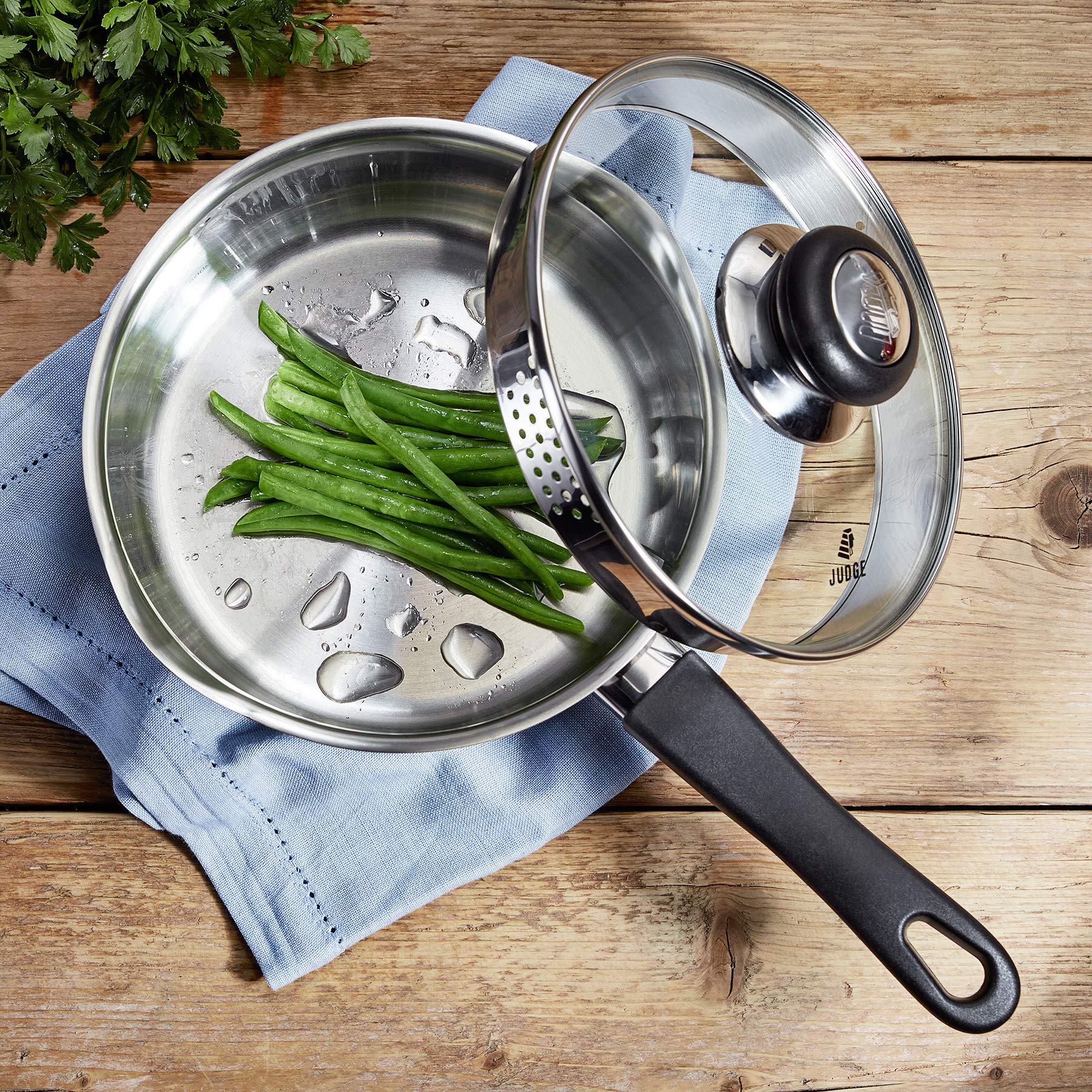 Judge Vista J3C1A 8-Piece Stainless Steel Cookware Set with Draining Pans - Includes 1.5QT, 3QT, 4QT Saucepans with Lids, 1QT Milk Pan & 9.5QT Non-Stick Frying Pan - Induction Compatible - 25 Year Warranty - Perfect for Boiling, Frying & Everyday Cooking