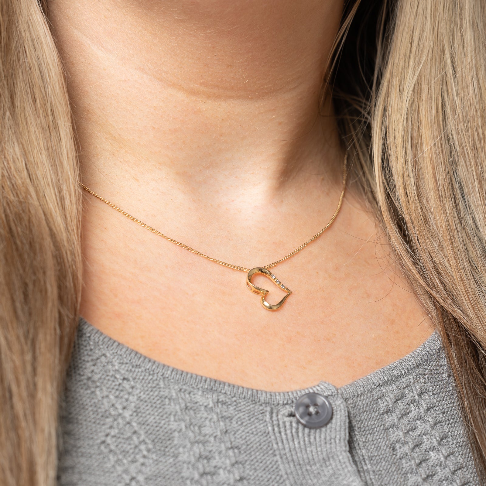 Three Stone Diamond Heart Pendant Necklace | 0.05 Carat Total Weight (ctw) | 14K White Gold | Elegant Jewelry Gift for Women | Perfect for Valentine's Day, Anniversary & Special Occasions