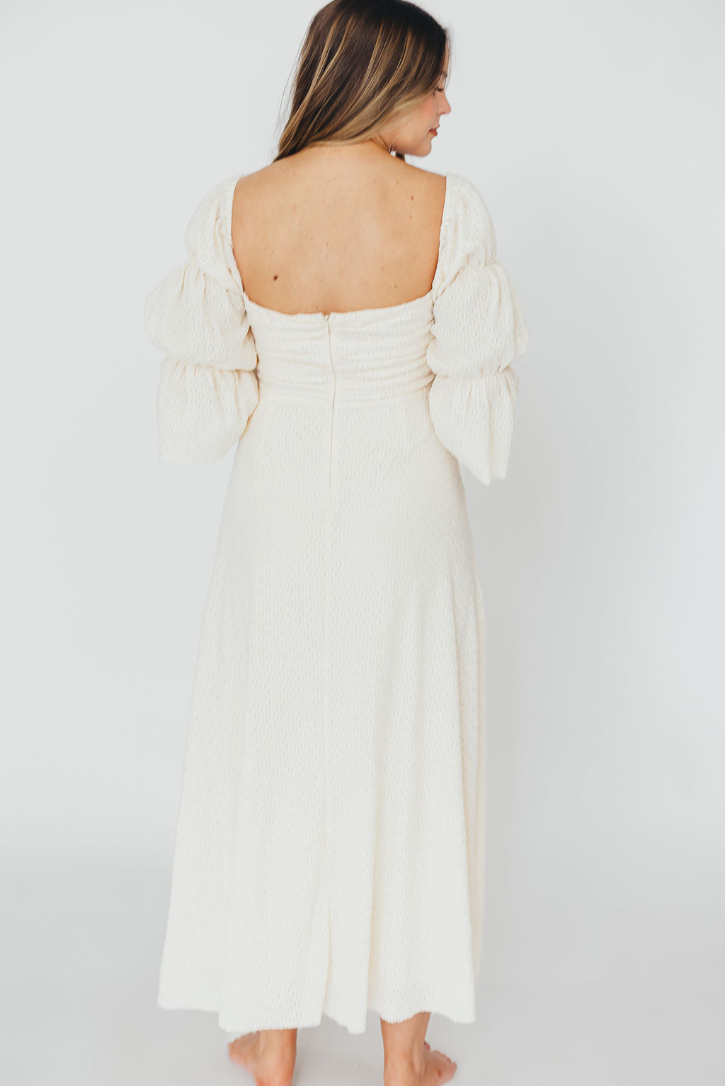 Corrine Tiered Sleeve Maxi Dress with Pockets - Ivory Cream Maternity Bump Friendly Dress for Women | Perfect for Baby Showers, Beach Vacations & Summer Weddings