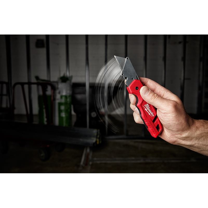 FastBack Folding Utility Knife with 5 Blades Storage - Heavy Duty Retractable Box Cutter for Construction, Warehouse, DIY Projects & Crafting