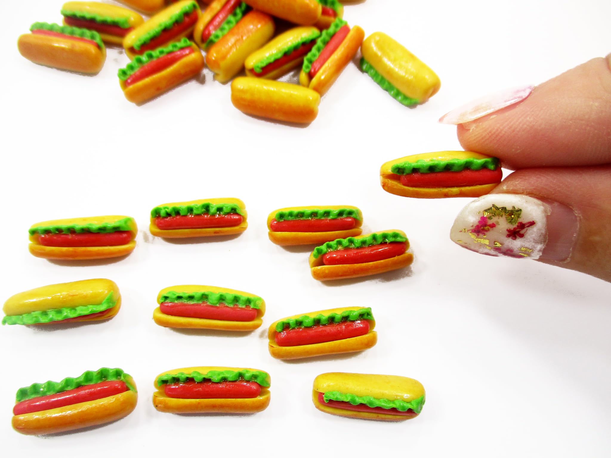 20-Piece Miniature Hot Dog Bread Bakery Set - Art Deco Dollhouse Food Accessories for Dolls House & Model Scenes | Perfect for Miniature Displays, DIY Crafts & Collectors