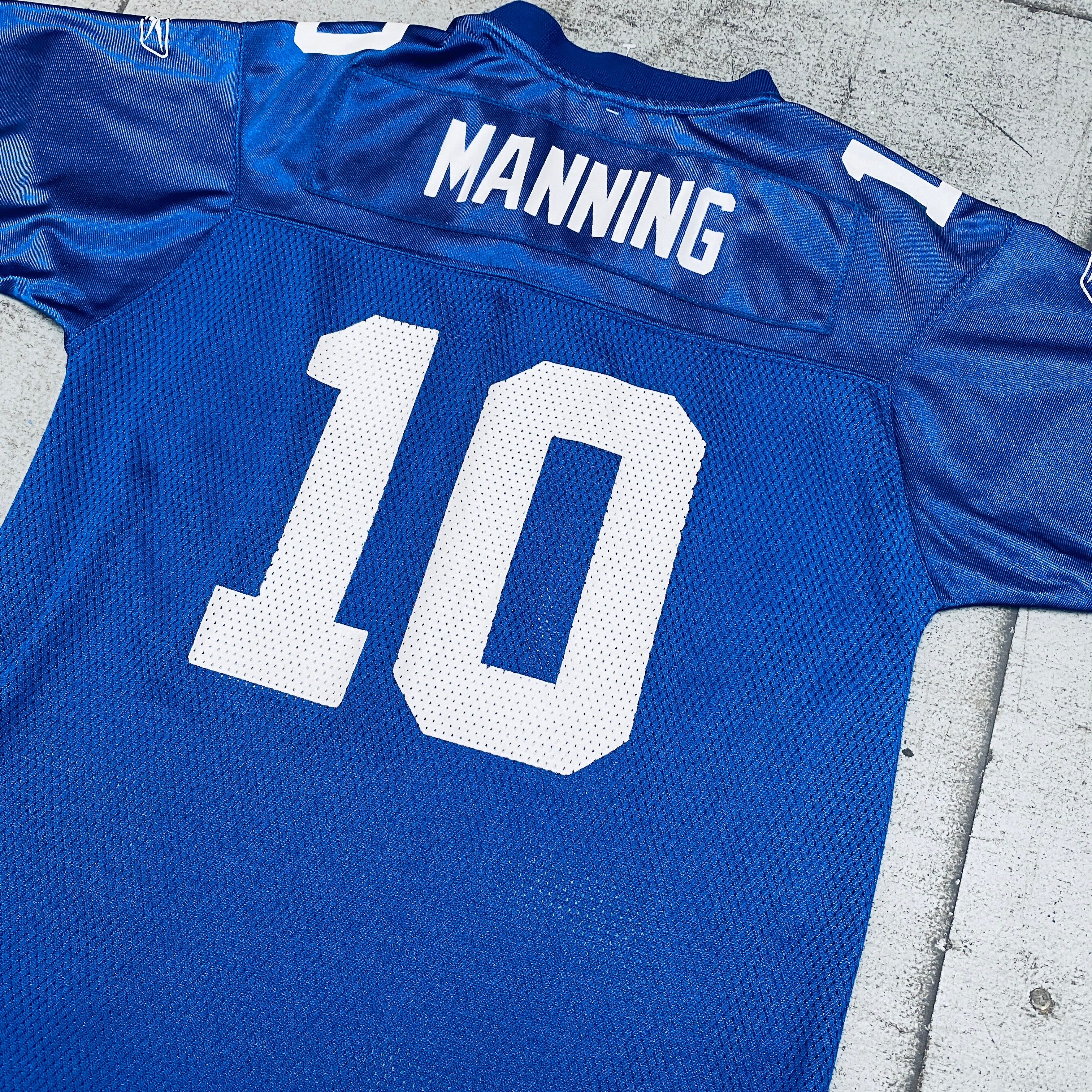 New York Giants Eli Manning 2005-2006 Replica Jersey (Size S) - Perfect for Football Games, Fan Events & Sports Memorabilia Collection