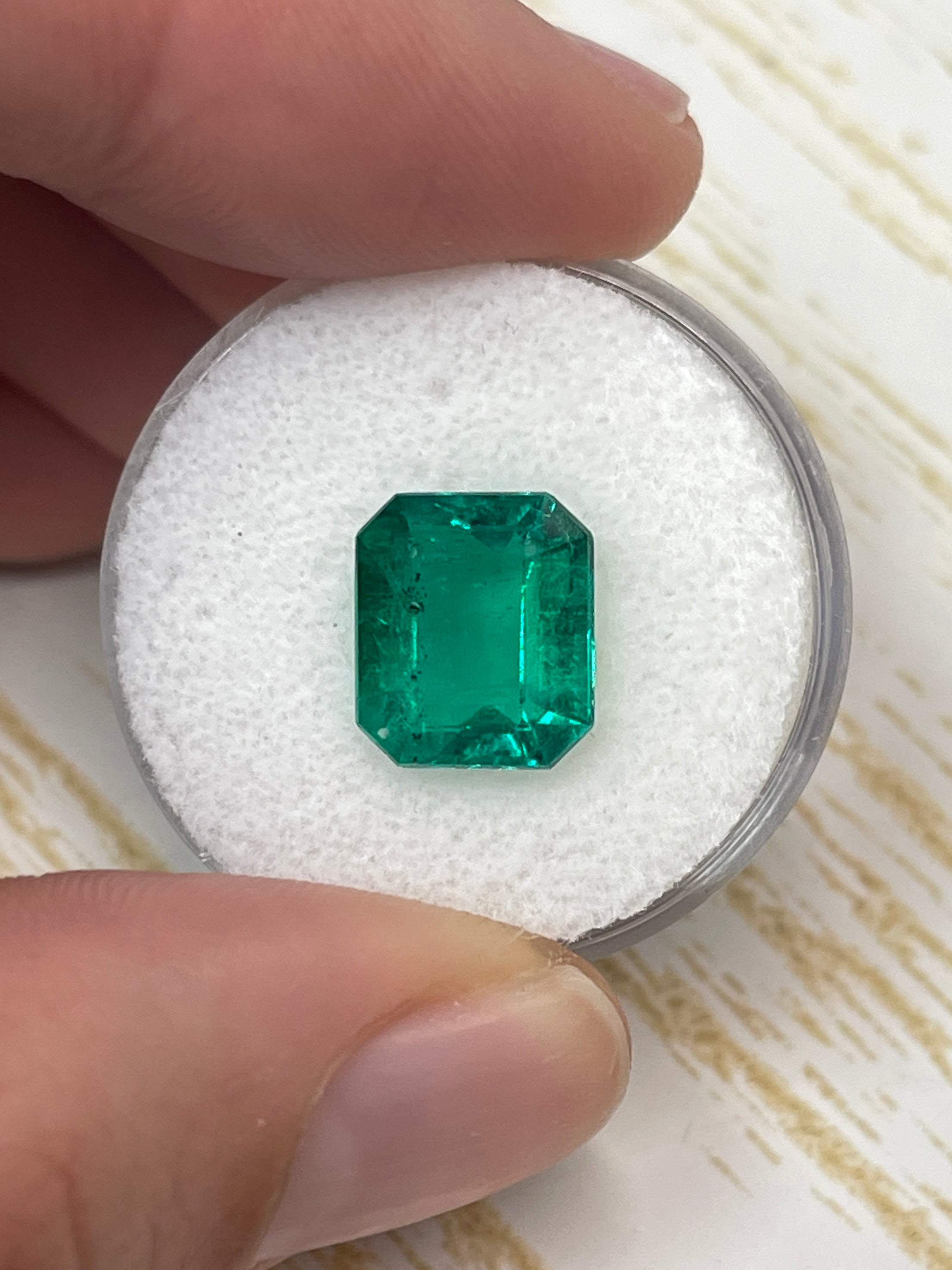 3.72 Carat 11x9mm AAA+ Perfect Green Freckled Natural Loose Colombian Emerald Cut Gemstone for Jewelry Making, Engagement Rings & Luxury Gifts
