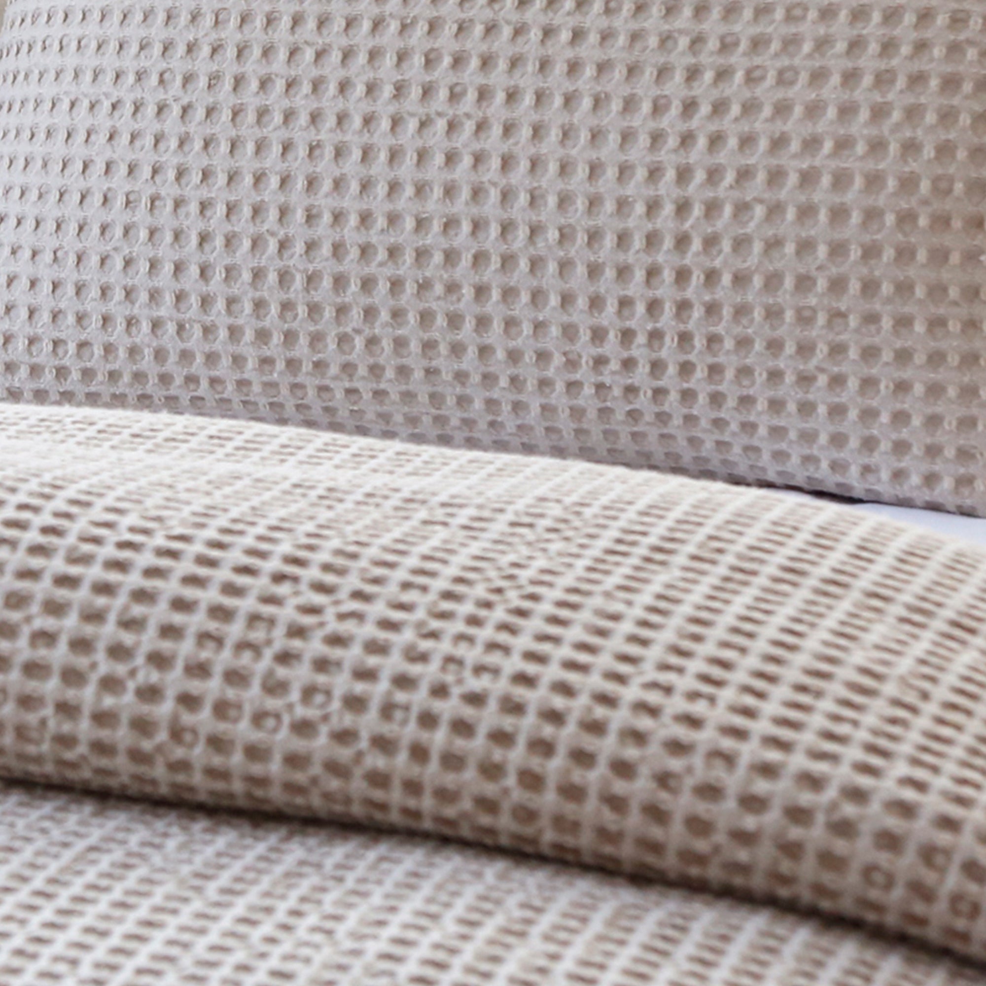 Premium Zuma Blanket Collection - Ultra Soft & Cozy Throw Blankets for Bed, Couch & Travel - Perfect for Home Decor, Gifts & Cold Weather Comfort