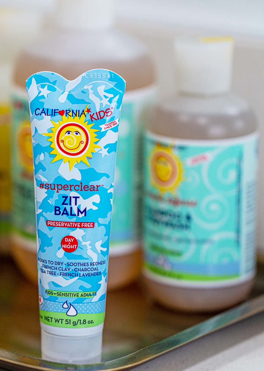 California Kids® #SuperClear™ Zit Balm - Acne Treatment for Teens & Adults - Natural Spot Treatment for Face & Body - Perfect for School, Work & Gym