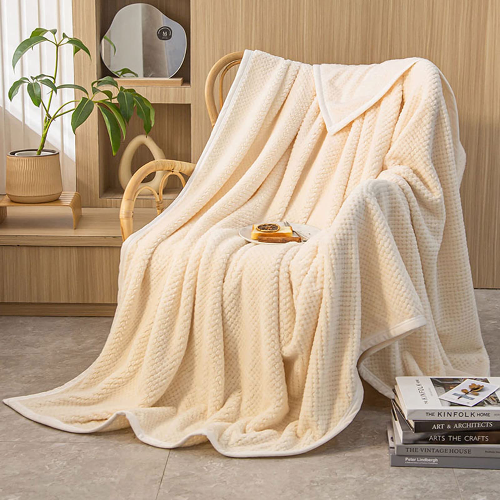AIKES Flannel Fleece Blanket - Ultra Soft & Warm Queen Size Throw Blanket (200x230cm) for Bed, Couch & Sofa - Perfect for Winter Nights, Movie Time & Home Decor - Rice White Cozy Blanket