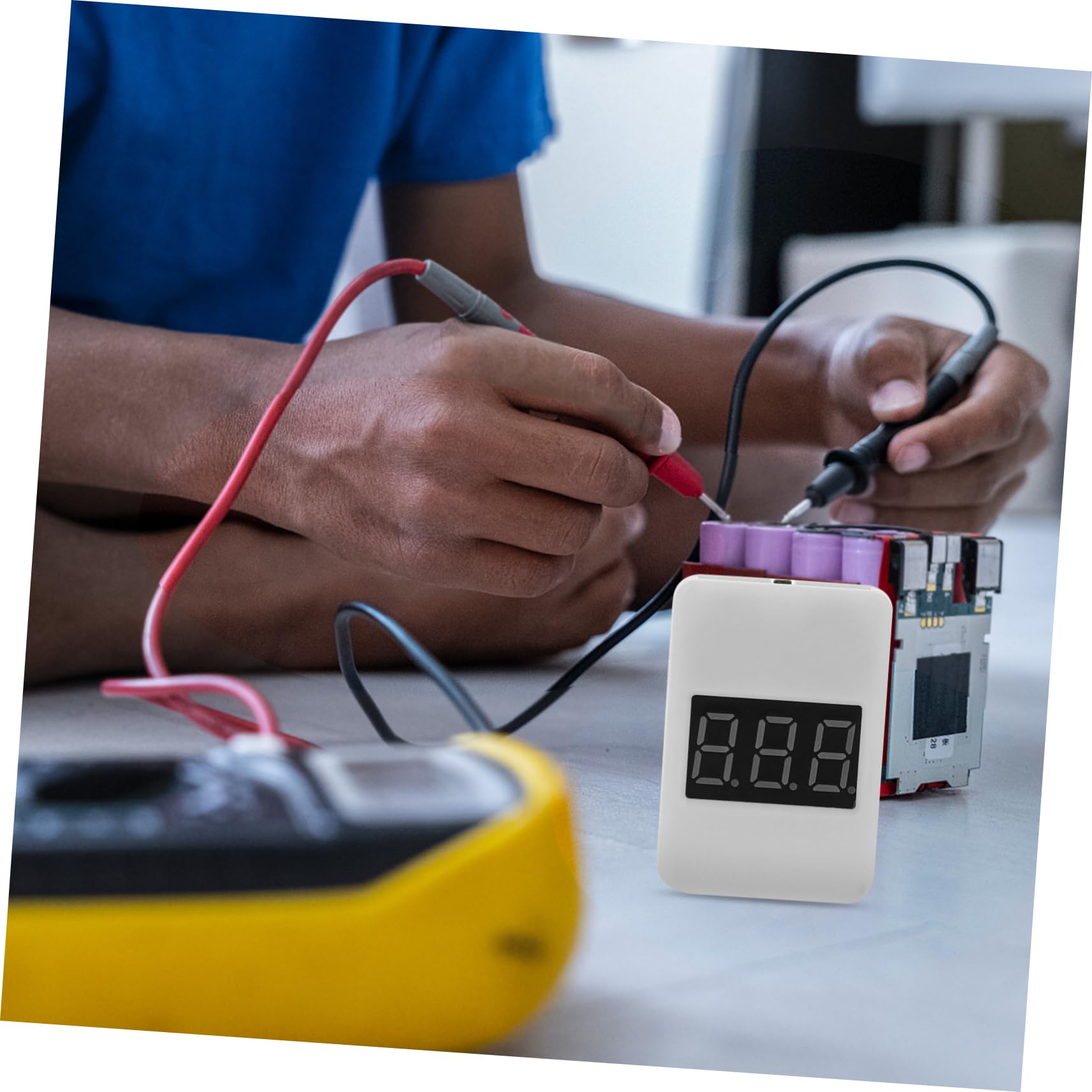 JECOMPRIS RC Lipo Battery Checker - 1-8S LCD Voltage Capacity Tester for Drone, Airplane & Car Models - Perfect for Hobbyists & DIY Enthusiasts