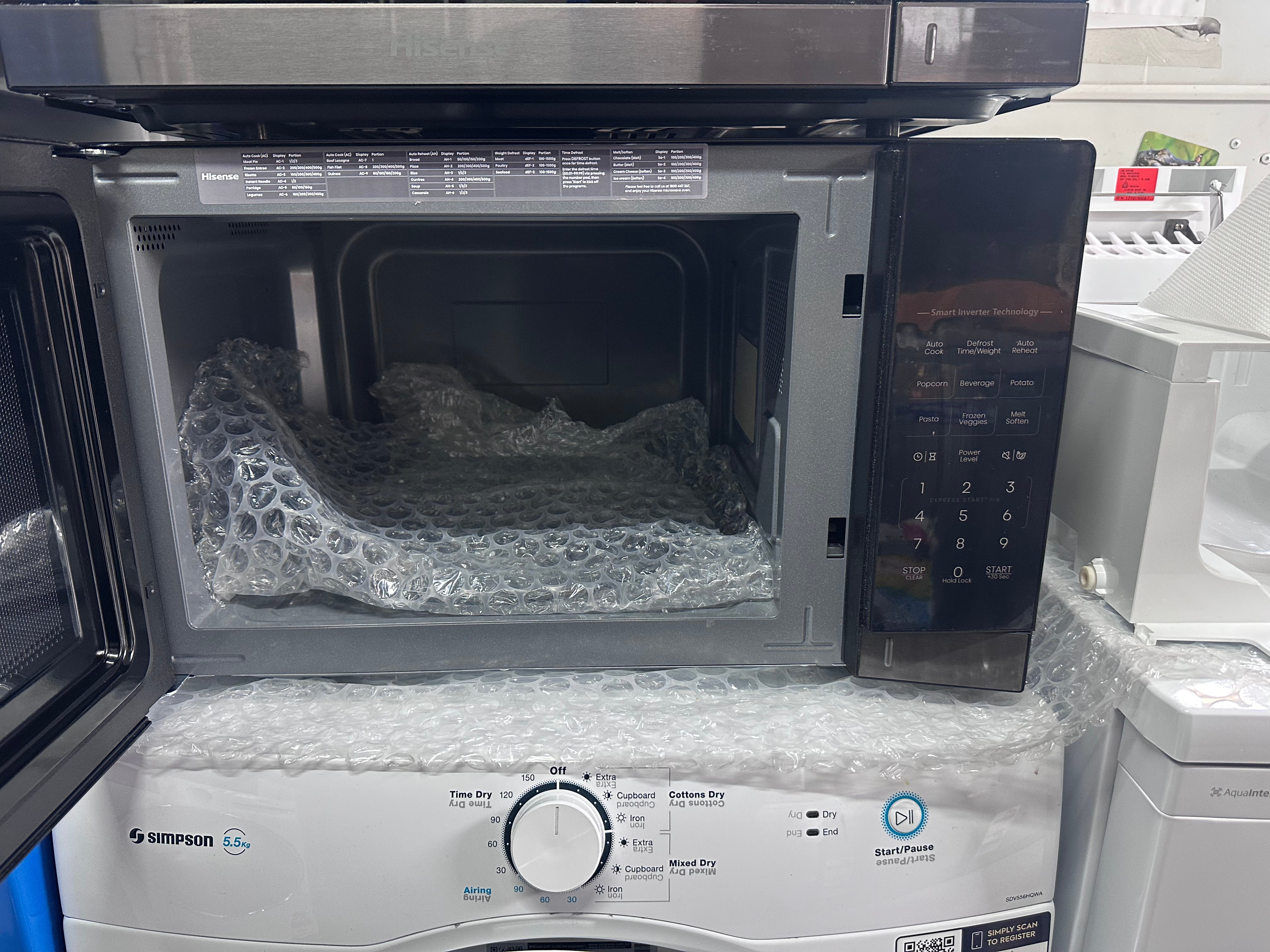 Hisense 42L Black Mirror 1100W Smart Inverter Microwave Oven - Factory Second | Compact Countertop Microwave for Small Kitchens, Dorms & Office Break Rooms