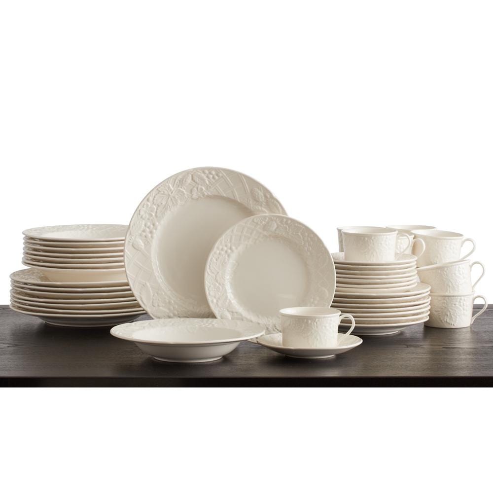 English Countryside® 40-Piece Dinnerware Set for 8 - Porcelain Plates, Bowls & Mugs - Elegant Farmhouse Tableware for Family Dinners, Holiday Entertaining & Restaurant-Style Dining