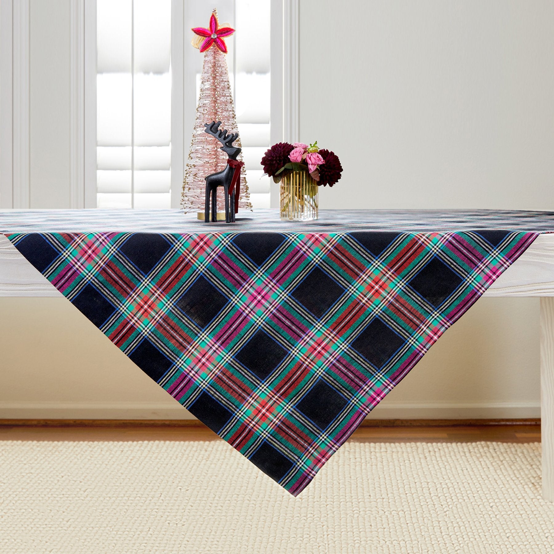 Stylish Jewel Plaid Table Throw - Soft & Durable Table Cover for Dining Room, Kitchen, or Outdoor Picnics - Perfect for Holidays & Home Decor