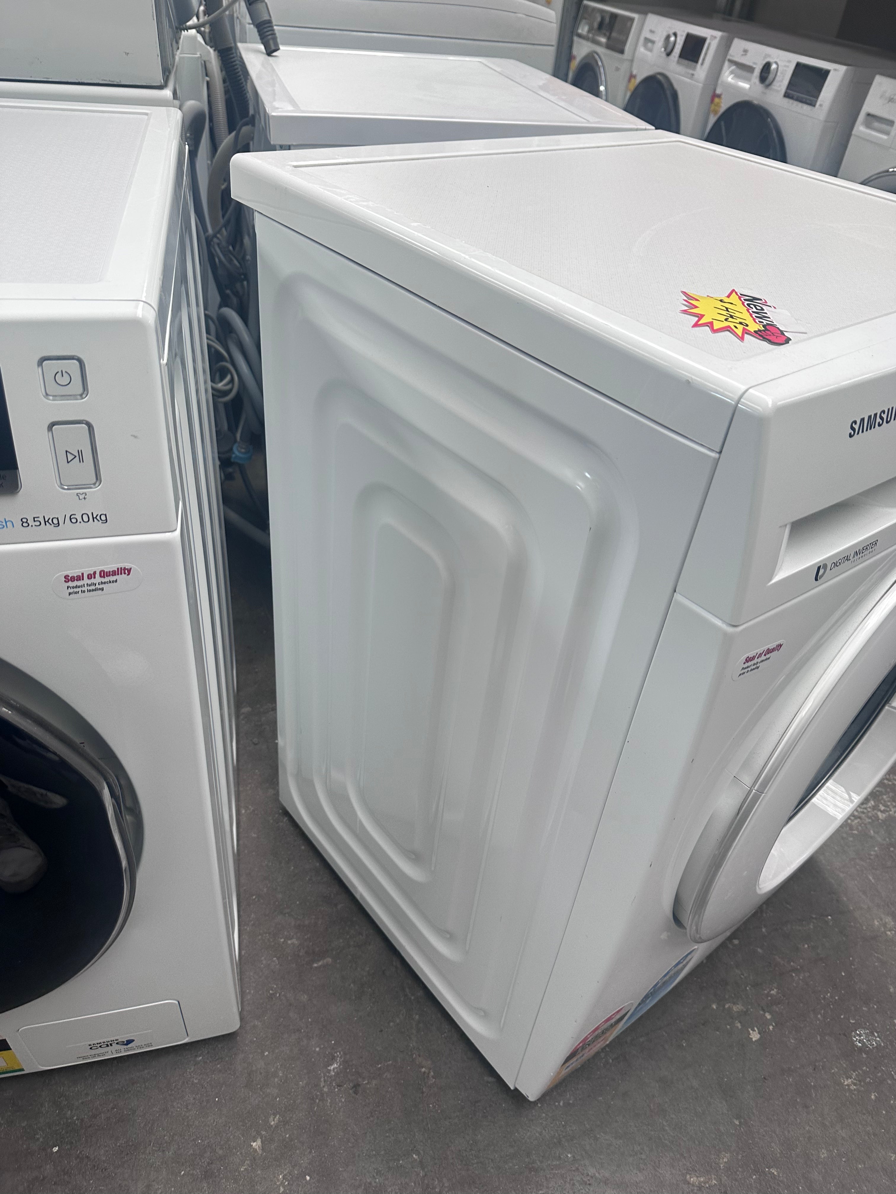 Refurbished Samsung 8.5kg BubbleWash Front Load Washing Machine - Energy Efficient, Quiet Operation for Apartments & Small Homes