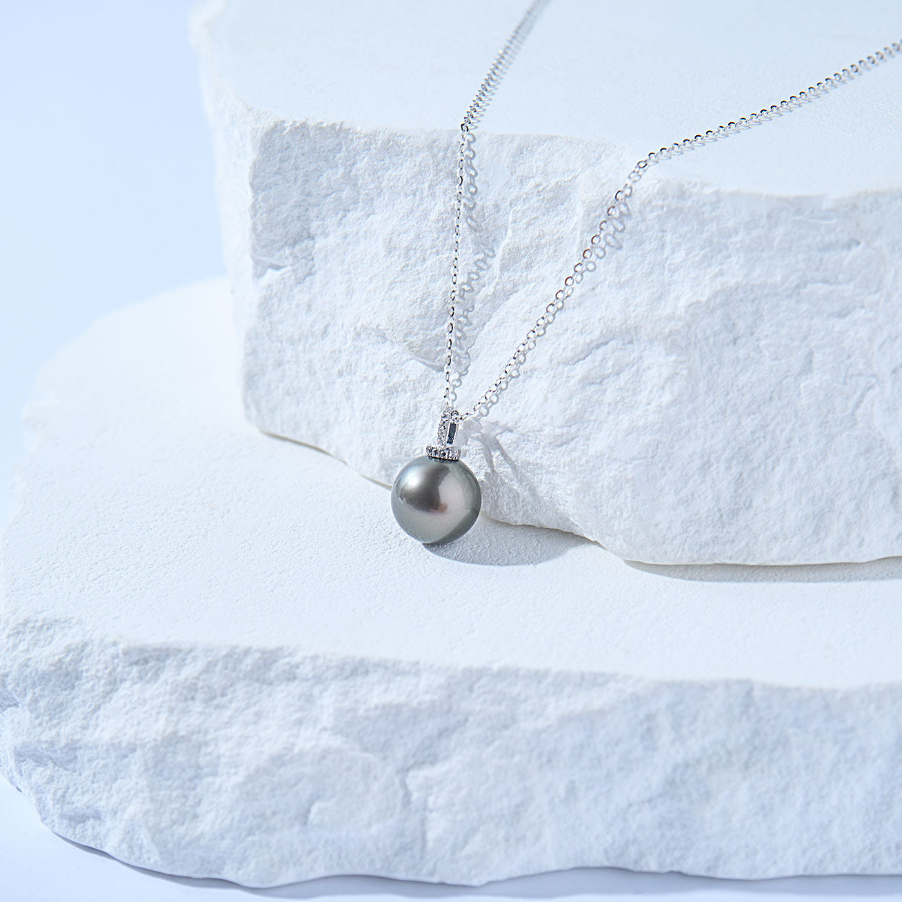18K Solid Gold Tahitian Pearl Necklace for Women - Genuine Saltwater Pearl Jewelry Gift for Anniversary, Birthday & Special Occasions