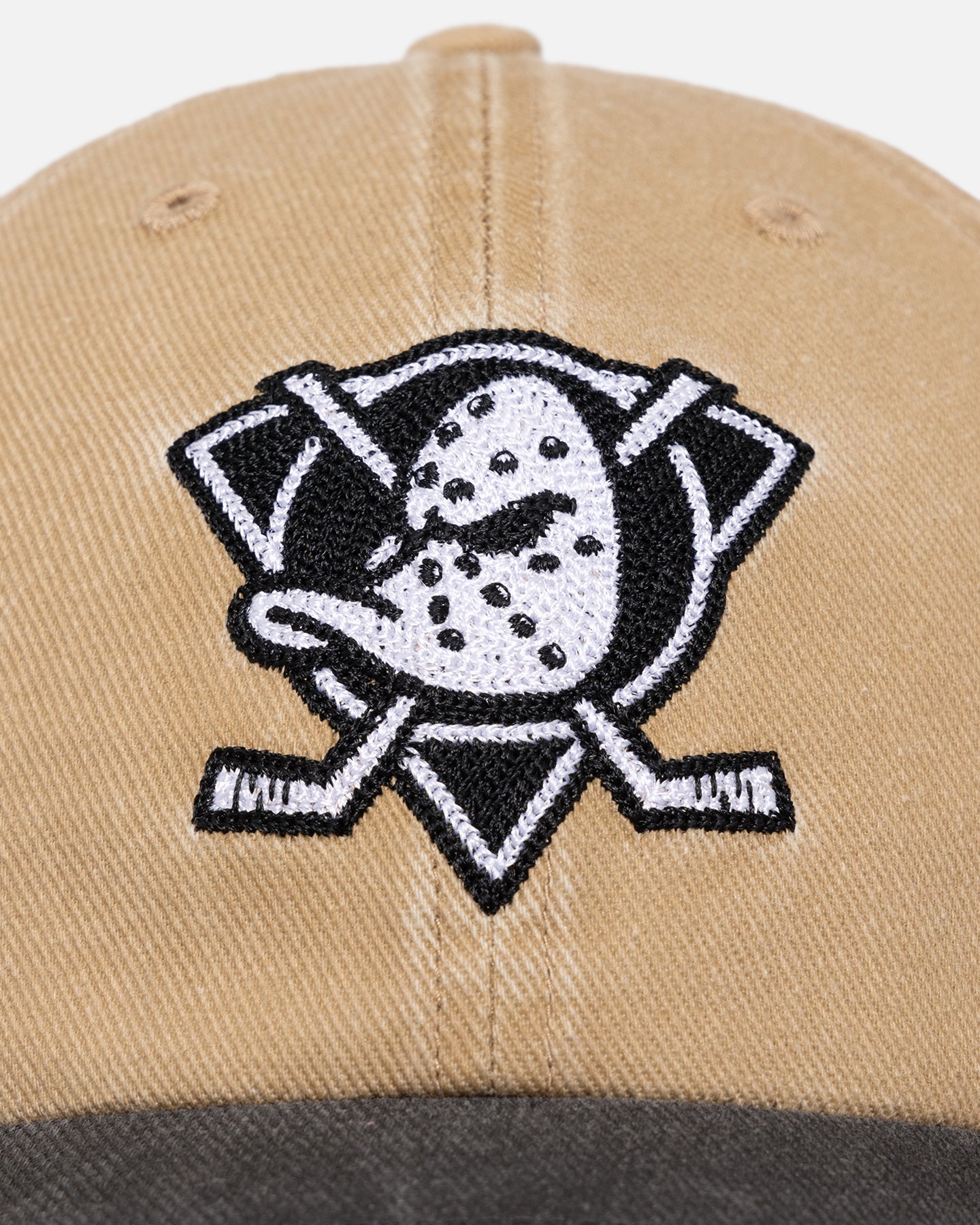 47 Brand Anaheim Ducks 'Apollo Chain' 47 Clean Up Strapback Khaki Hat - Official NHL Hockey Cap for Men & Women - Perfect for Game Day, Casual Wear & Sports Fans