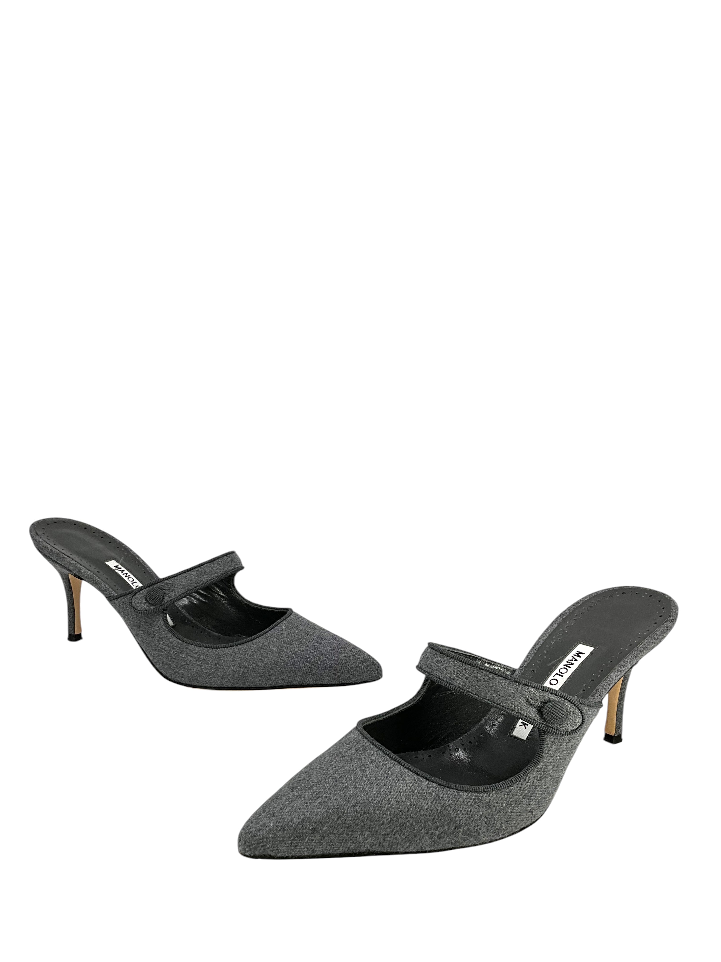 Manolo Blahnik Flannel Mary Jane Pumps 70mm Heel - Women's Size 7.5 (US) - Elegant Office & Wedding Shoes for Professional & Formal Occasions